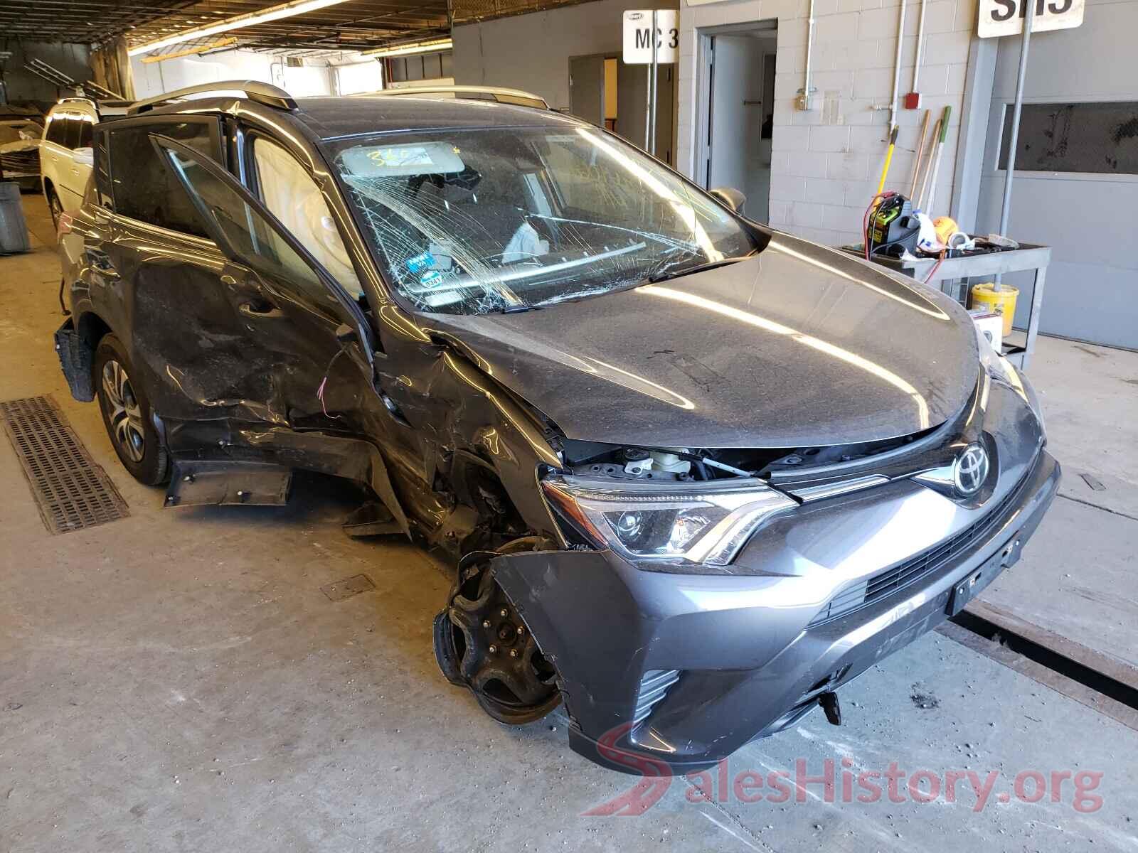 JTMBFREV3HJ155051 2017 TOYOTA RAV4