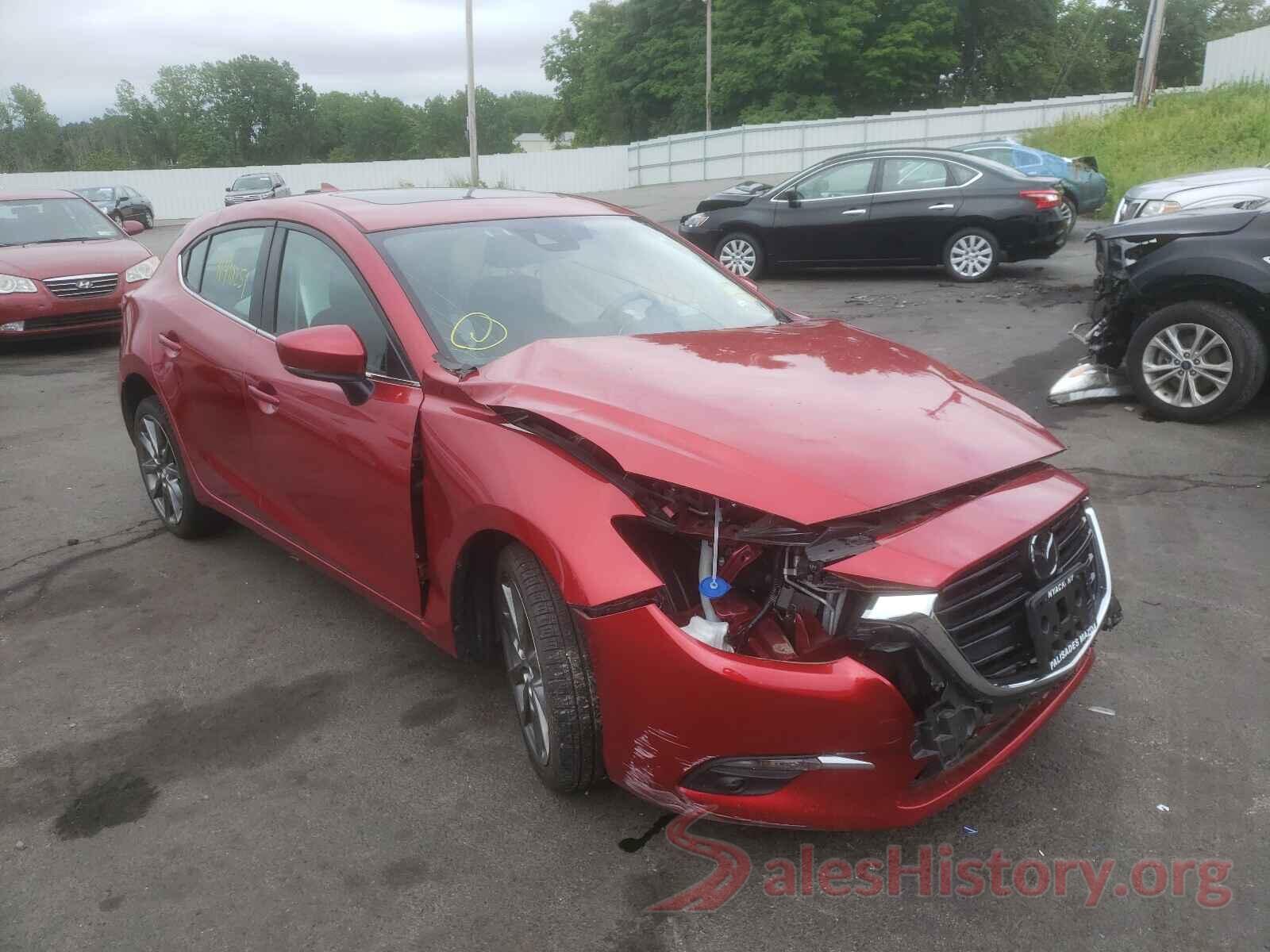 3MZBN1M38JM229185 2018 MAZDA 3