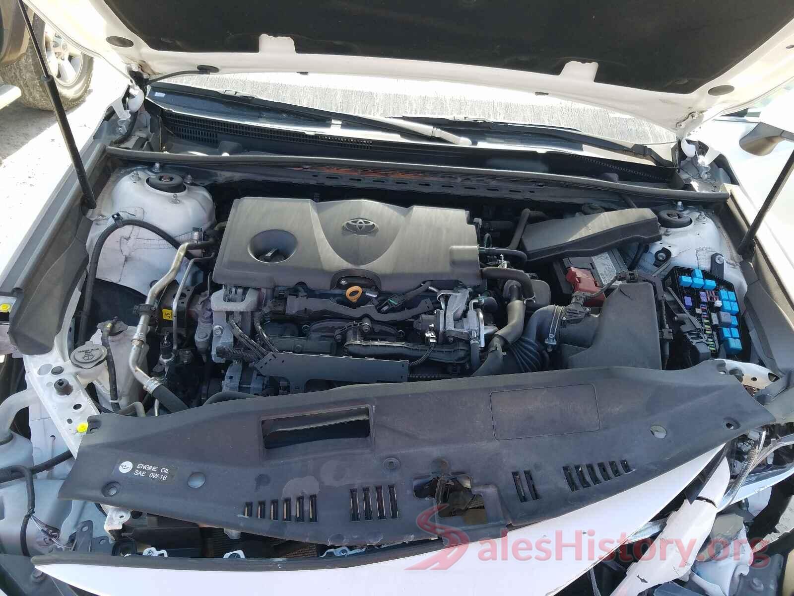 4T1B11HK8KU263118 2019 TOYOTA CAMRY