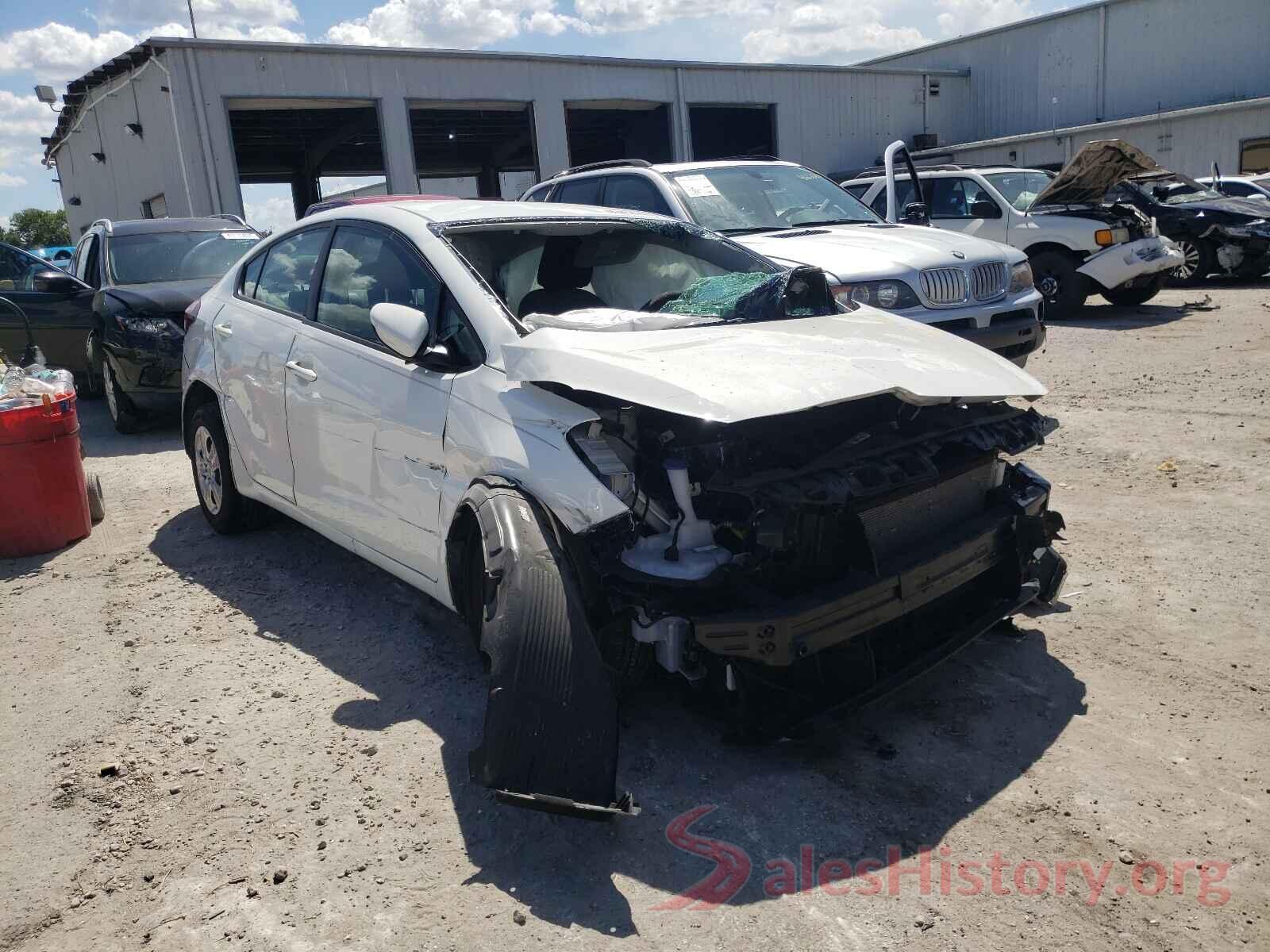 3KPFK4A70HE140379 2017 KIA FORTE