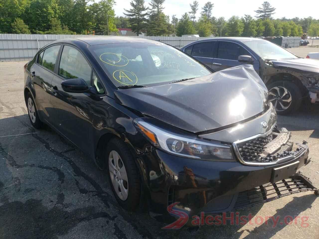 3KPFK4A70JE235689 2018 KIA FORTE