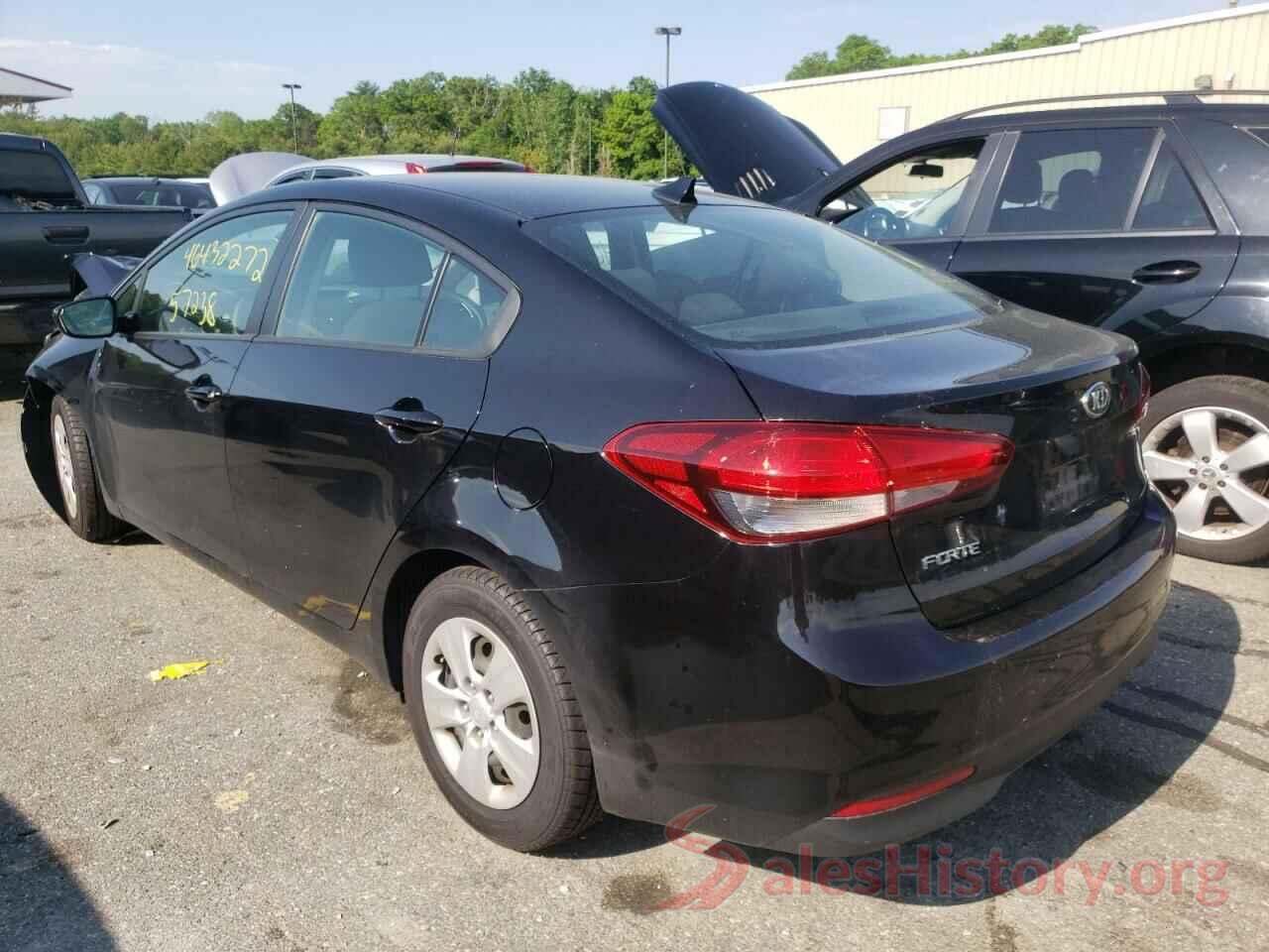 3KPFK4A70JE235689 2018 KIA FORTE