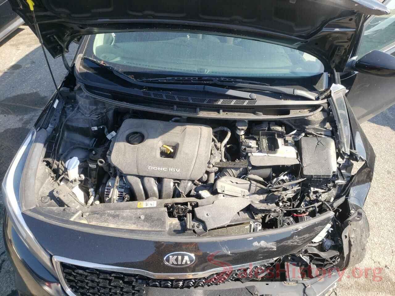 3KPFK4A70JE235689 2018 KIA FORTE