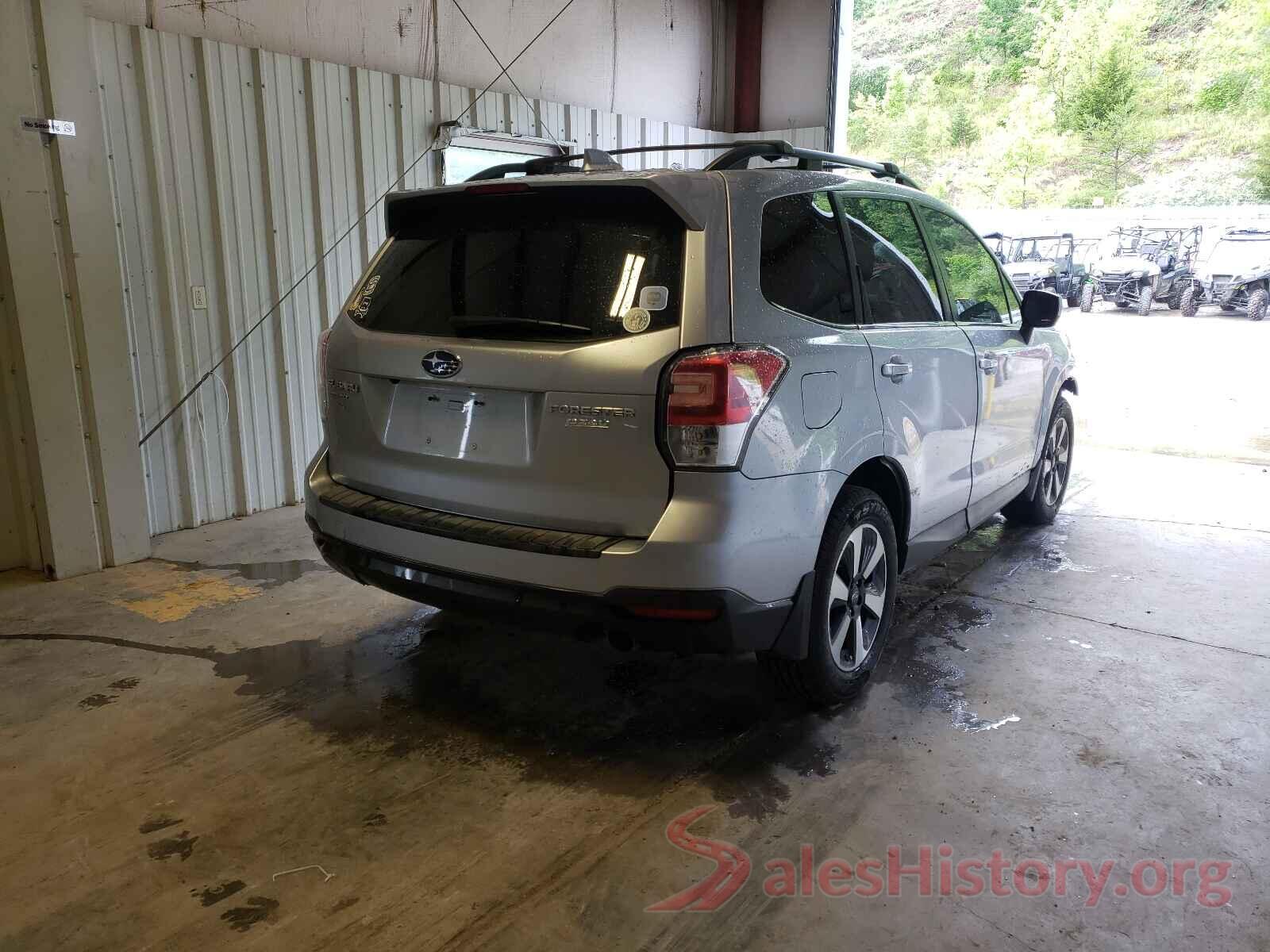 JF2SJARC5HH420795 2017 SUBARU FORESTER