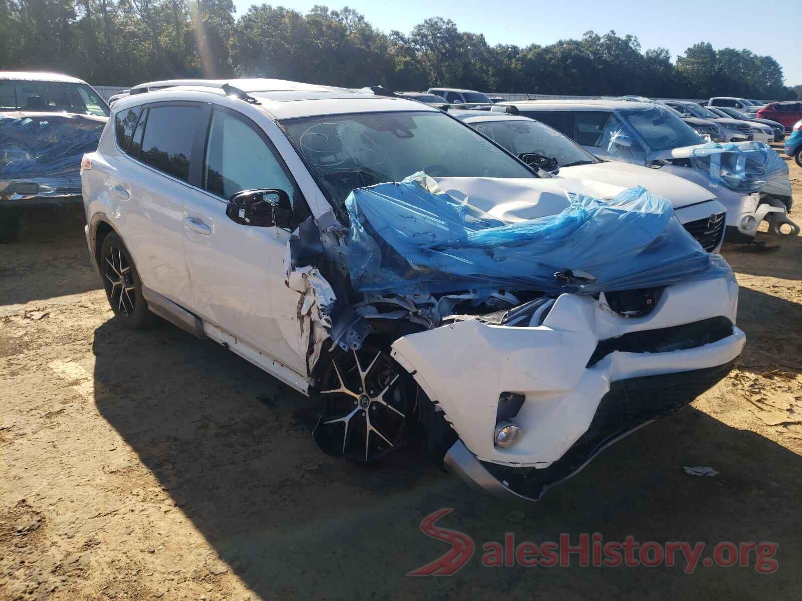 2T3NFREV7JW508718 2018 TOYOTA RAV4