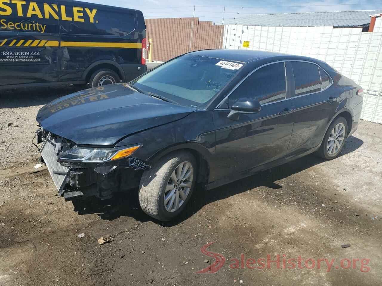 4T1B11HK0JU645982 2018 TOYOTA CAMRY