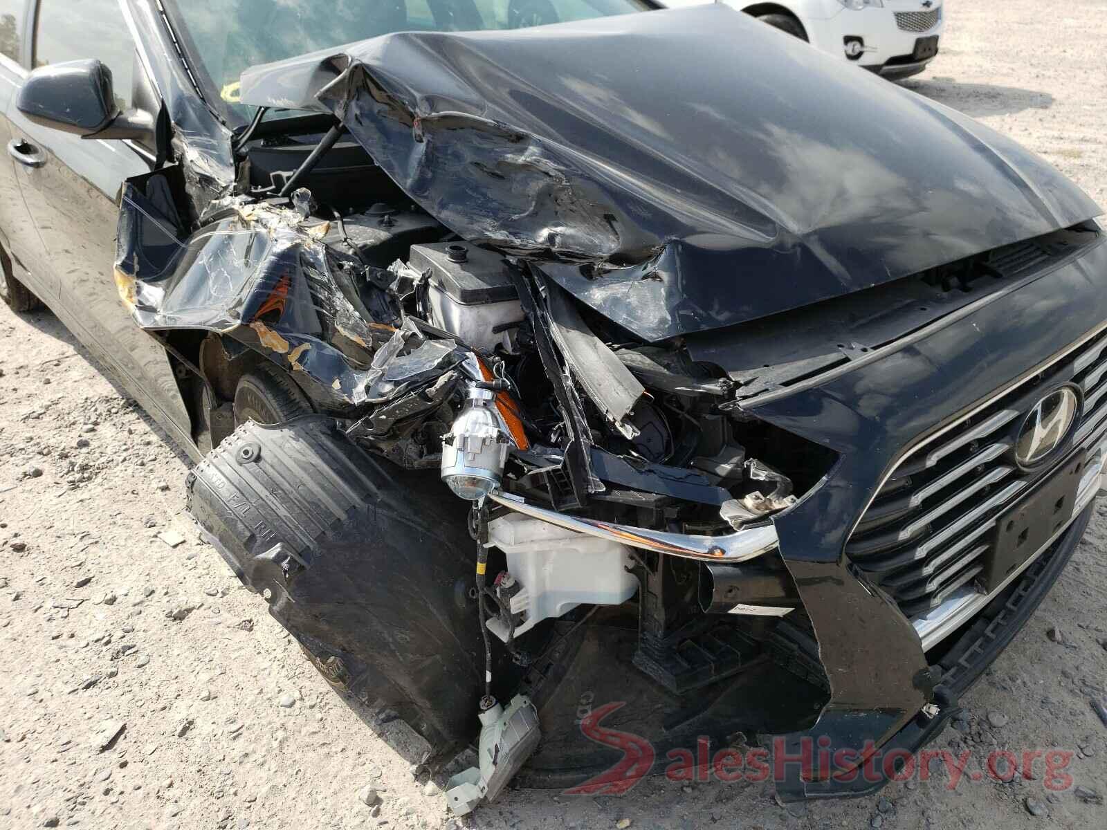 5NPE24AF0JH629255 2018 HYUNDAI SONATA