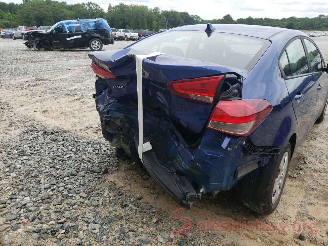 3KPFK4A73HE124886 2017 KIA FORTE