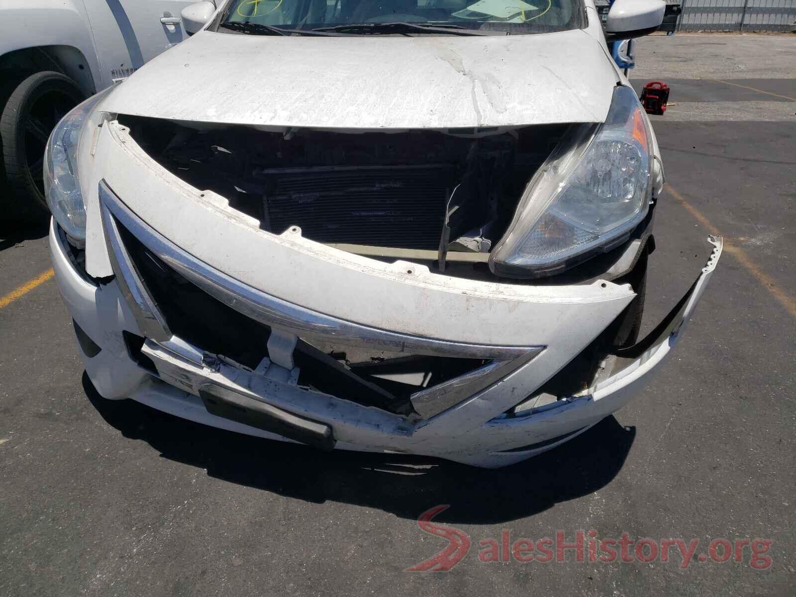 3N1CN7AP3HL853268 2017 NISSAN VERSA