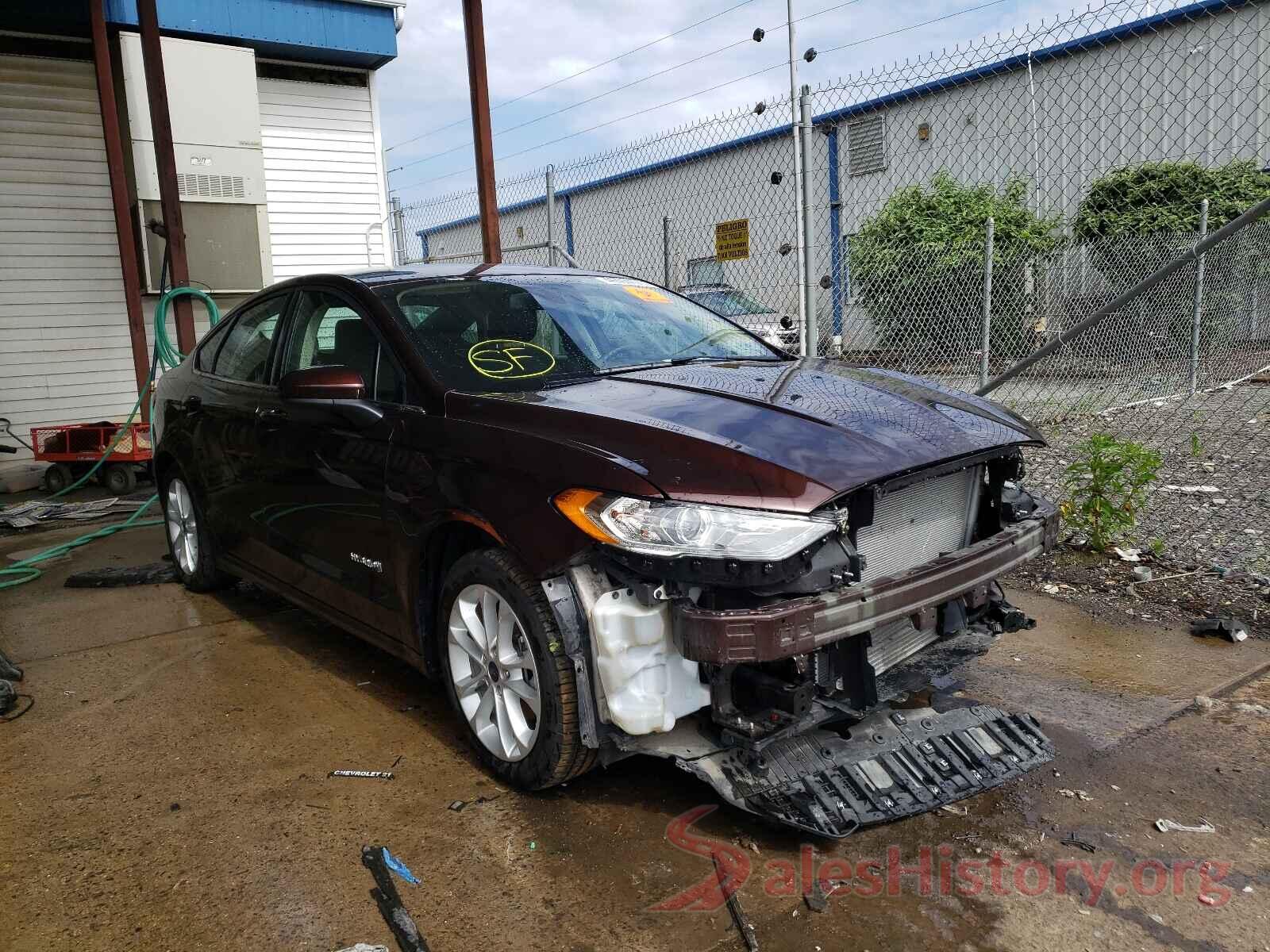 3FA6P0LU7KR158915 2019 FORD FUSION