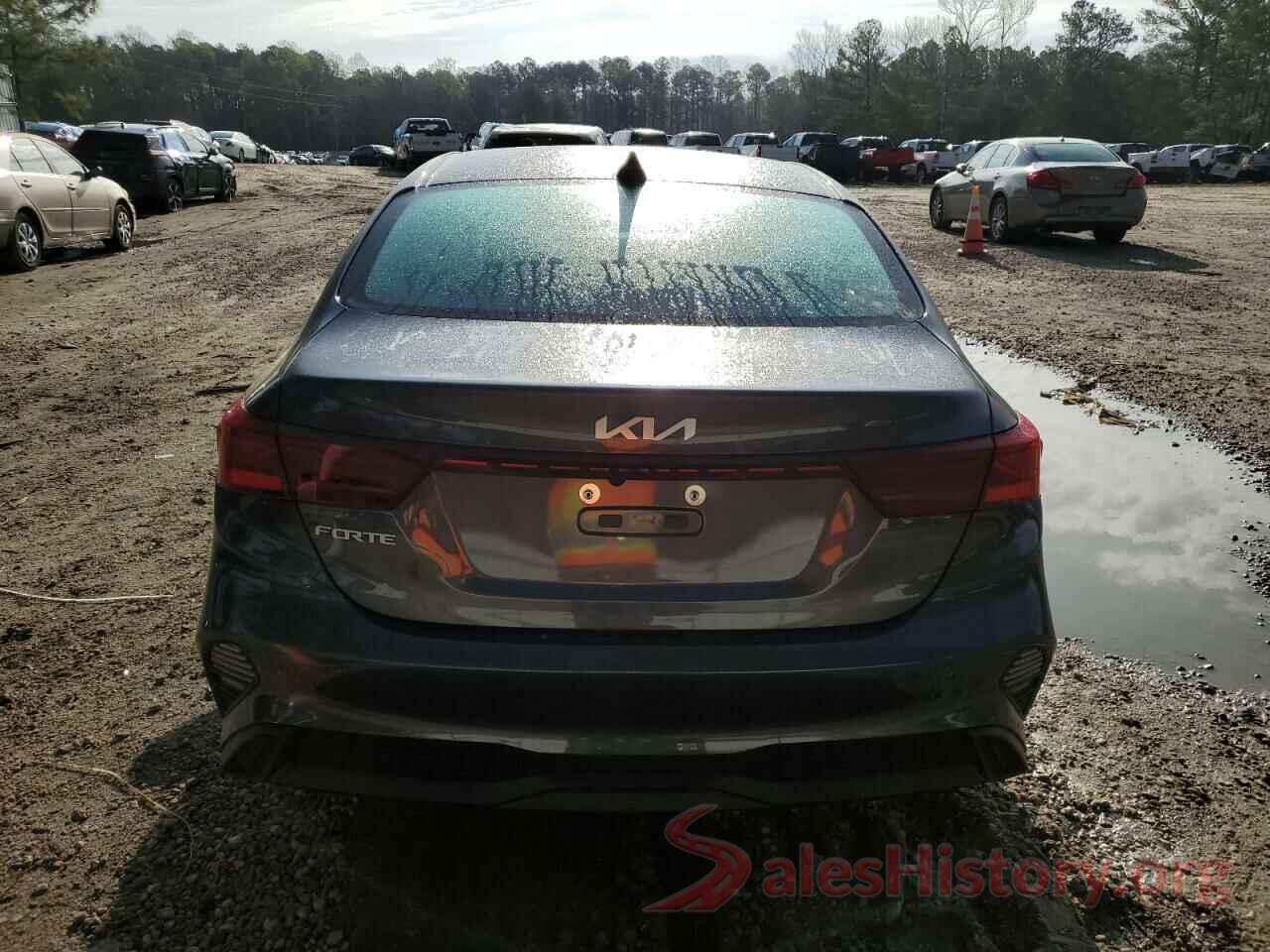 3KPF24AD8PE581181 2023 KIA FORTE