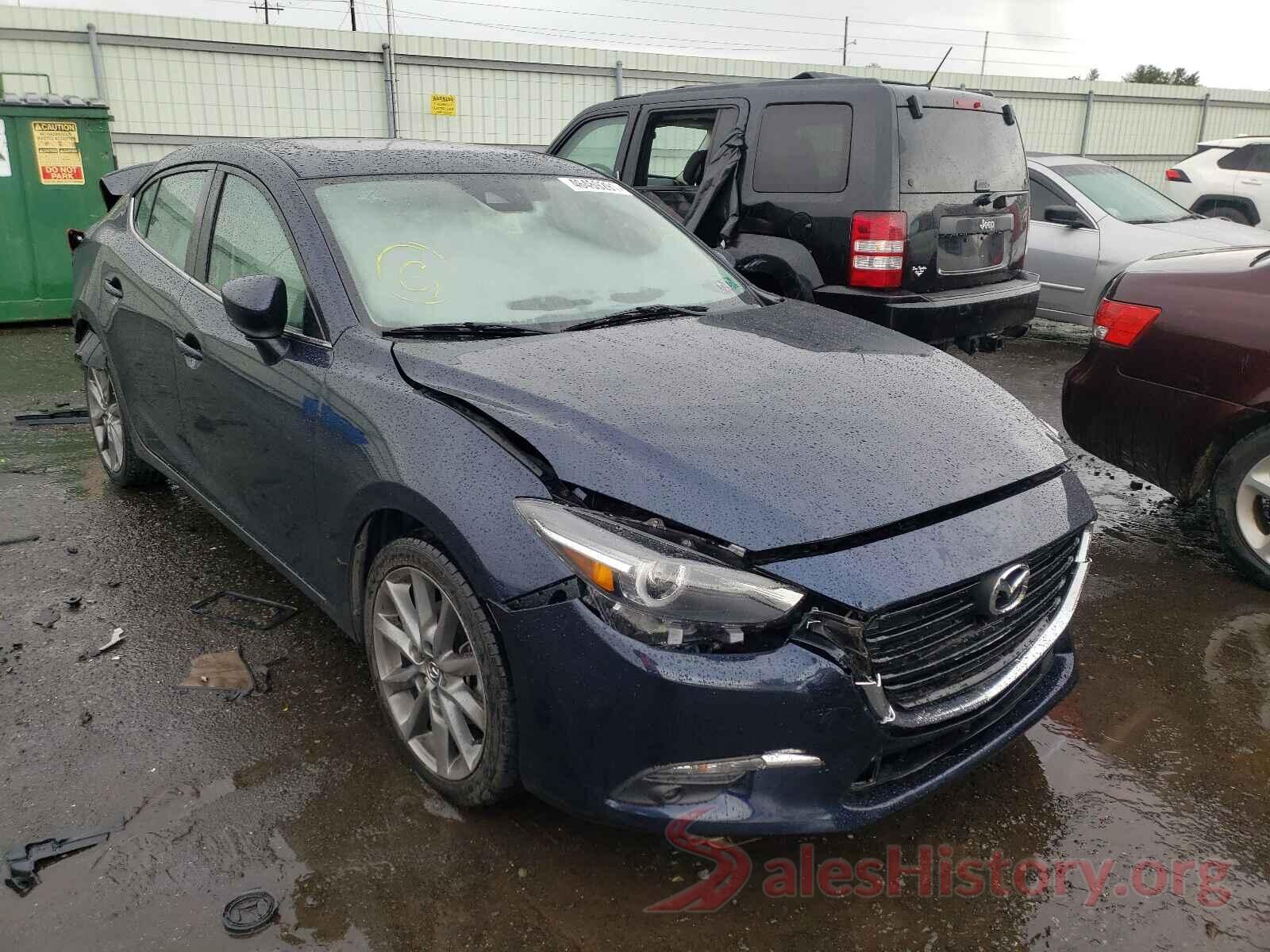 3MZBN1W31JM207431 2018 MAZDA 3