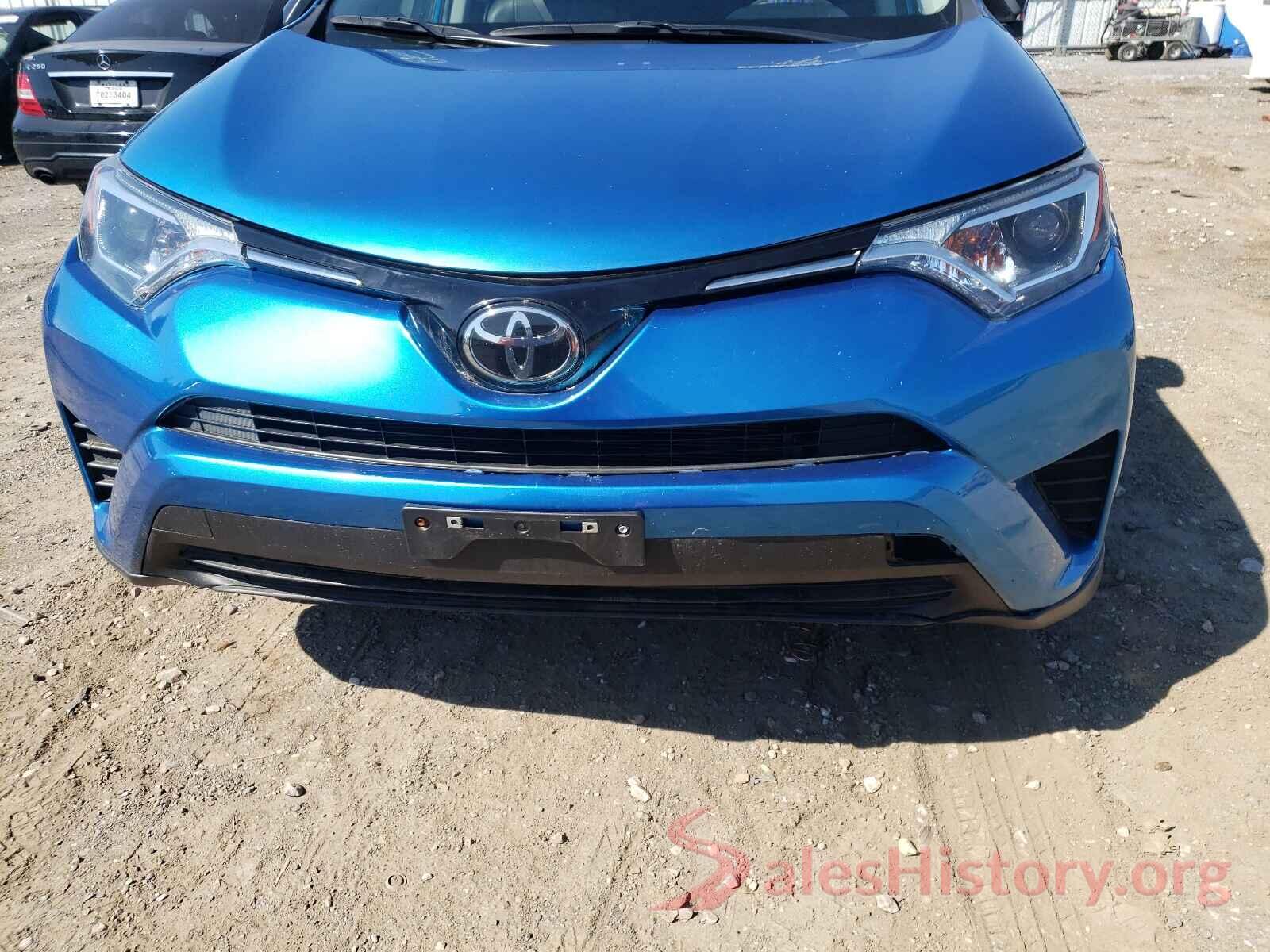 JTMZFREV9HJ707005 2017 TOYOTA RAV4