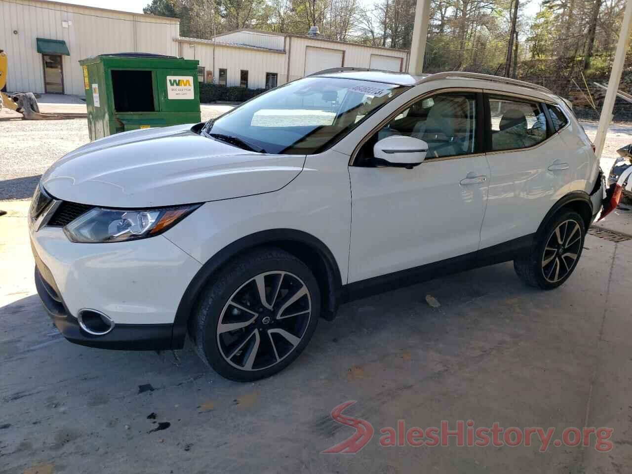 JN1BJ1CPXJW195515 2018 NISSAN ROGUE