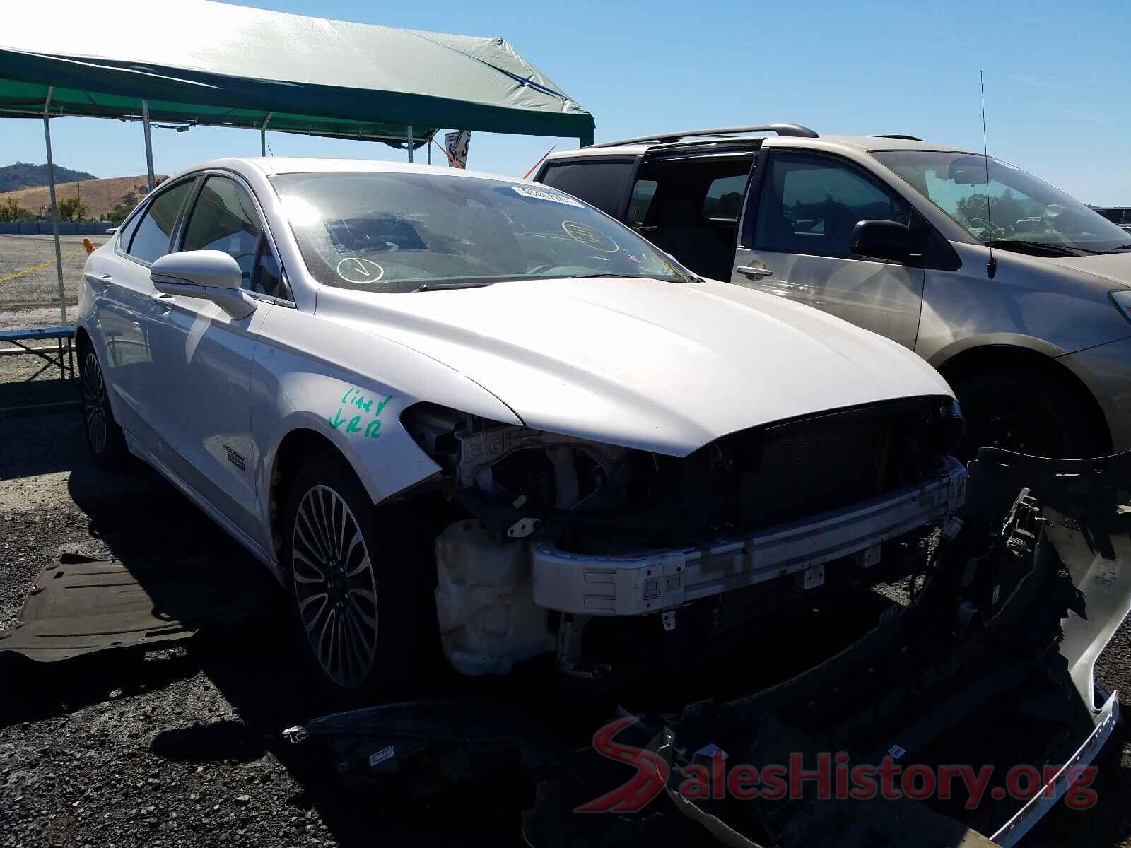 3FA6P0SU8HR129949 2017 FORD FUSION