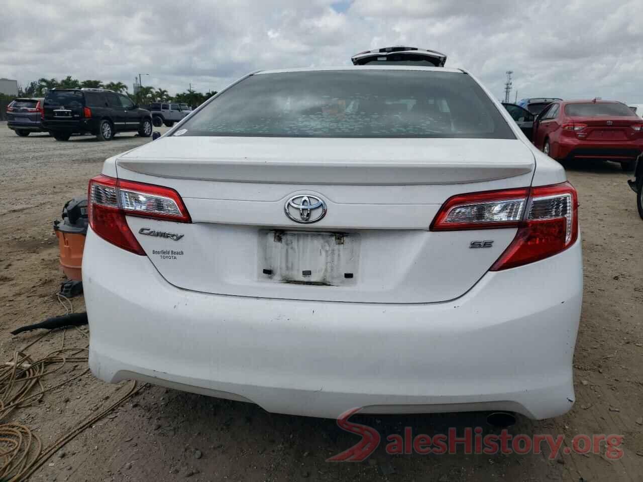 4T1BF1FK0EU329749 2014 TOYOTA CAMRY