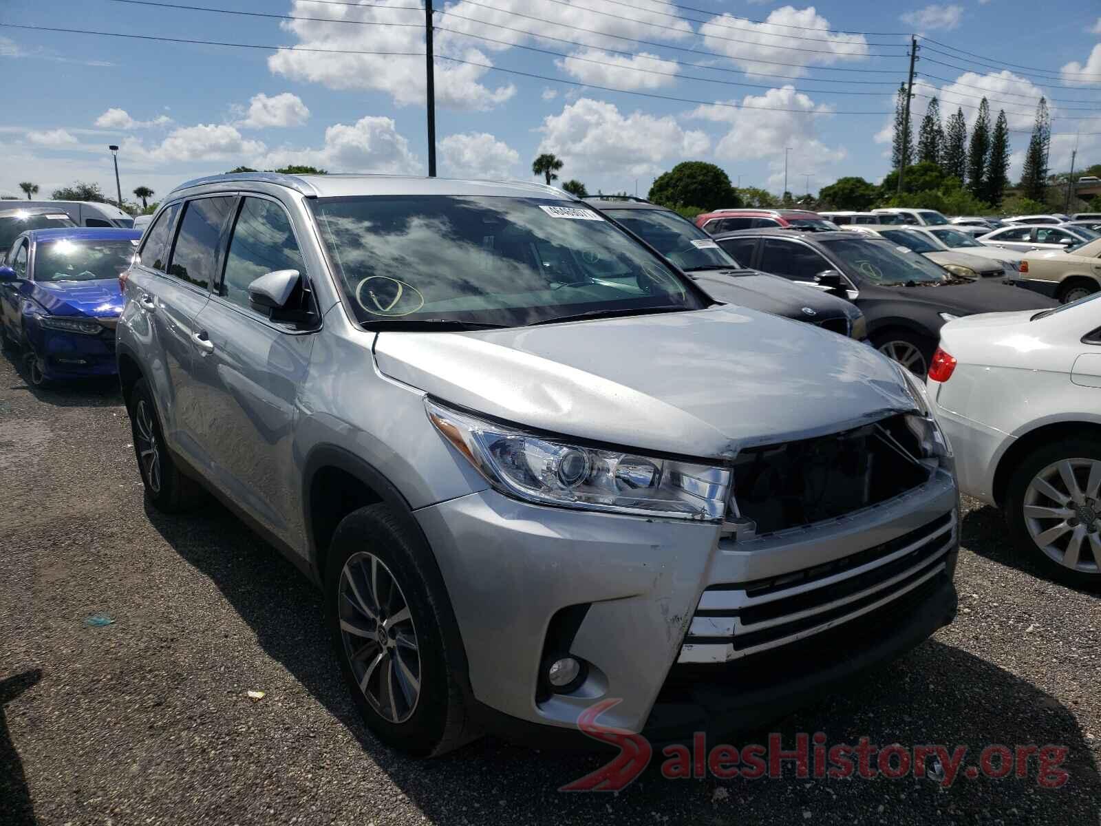 5TDKZRFH5KS558619 2019 TOYOTA HIGHLANDER