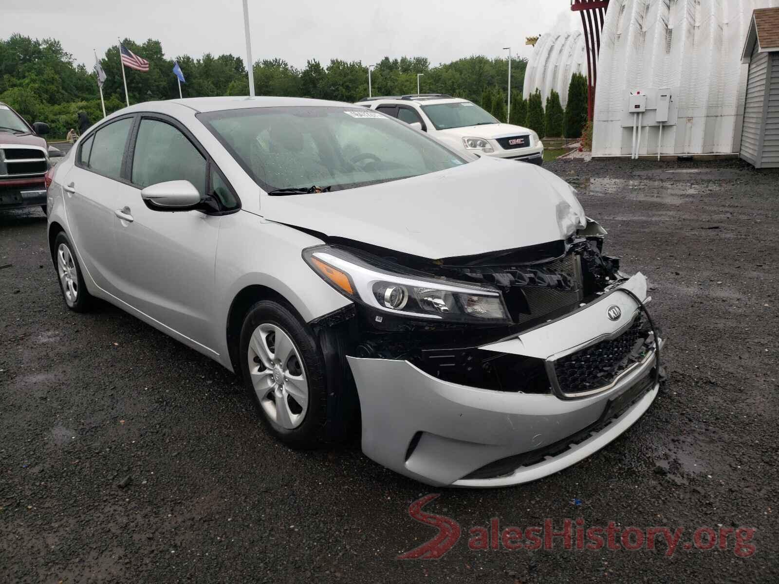 3KPFK4A73HE061904 2017 KIA FORTE