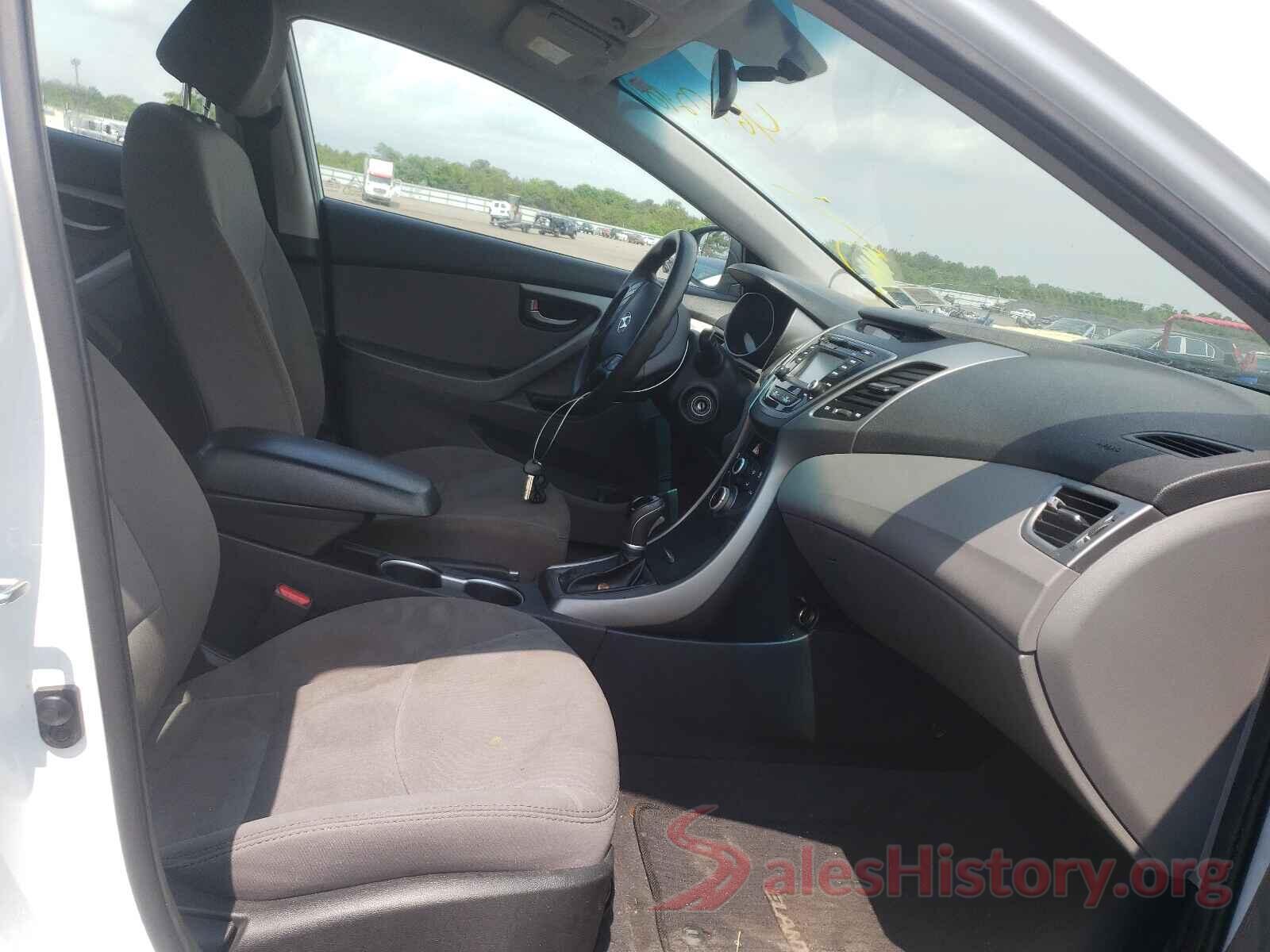 5NPDH4AE1GH694870 2016 HYUNDAI ELANTRA