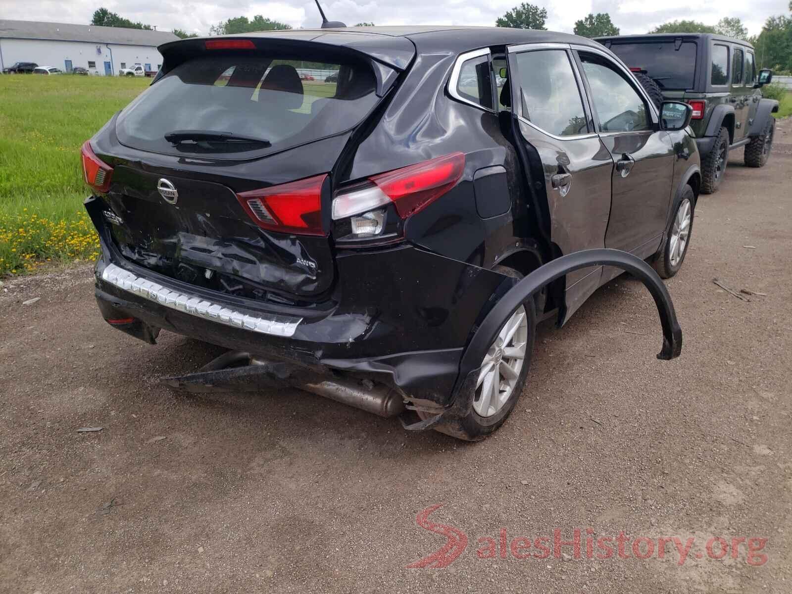 JN1BJ1CR1JW293012 2018 NISSAN ROGUE