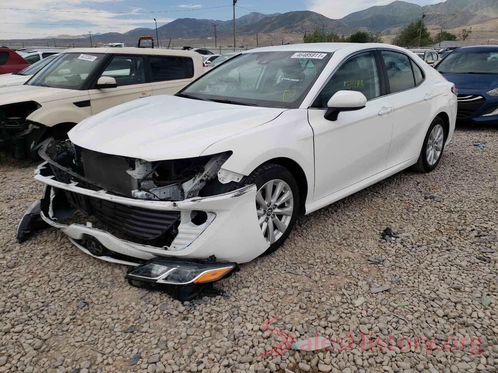 4T1B11HK2KU718559 2019 TOYOTA CAMRY