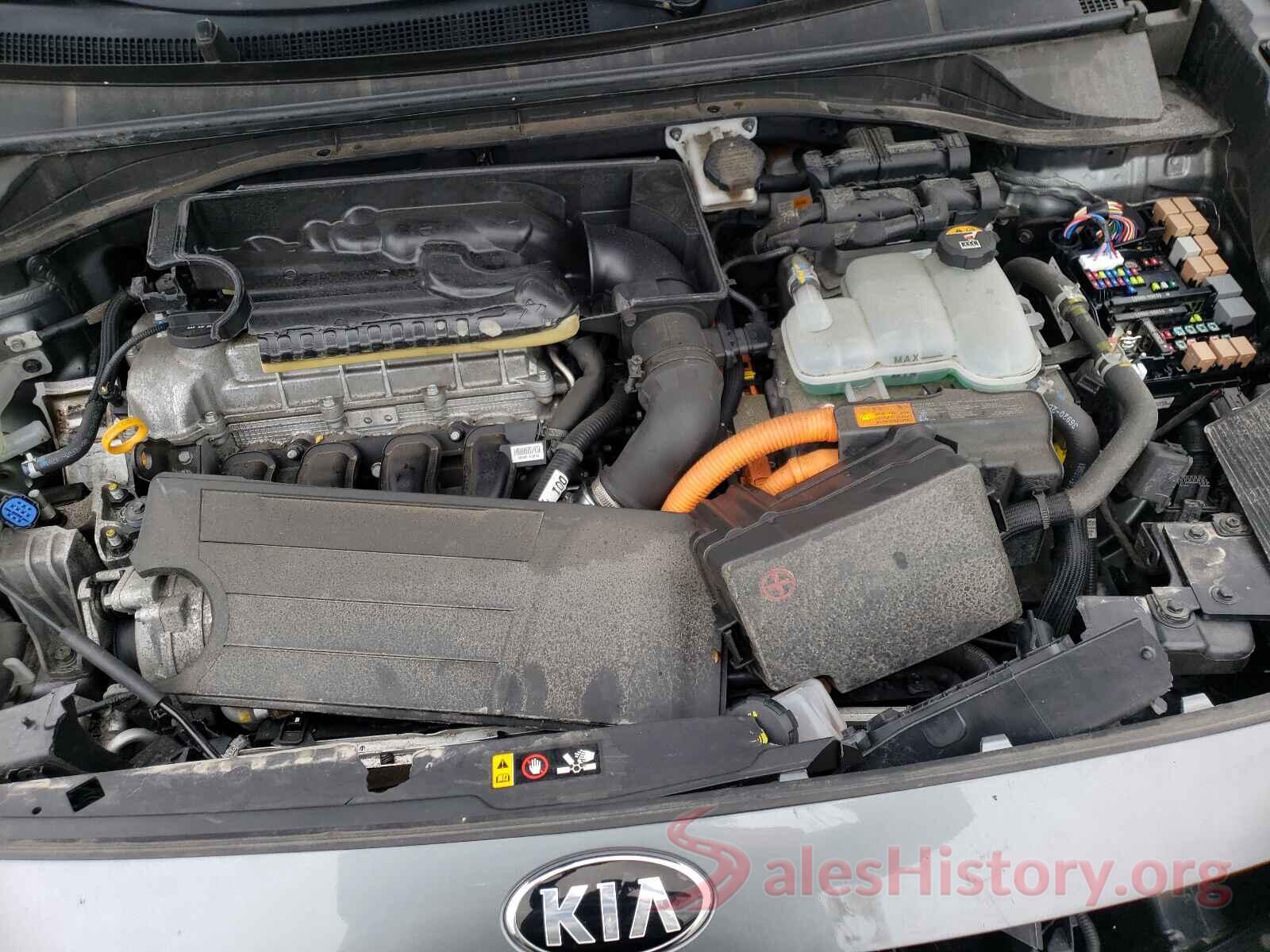 KNDCB3LC0H5089937 2017 KIA NIRO