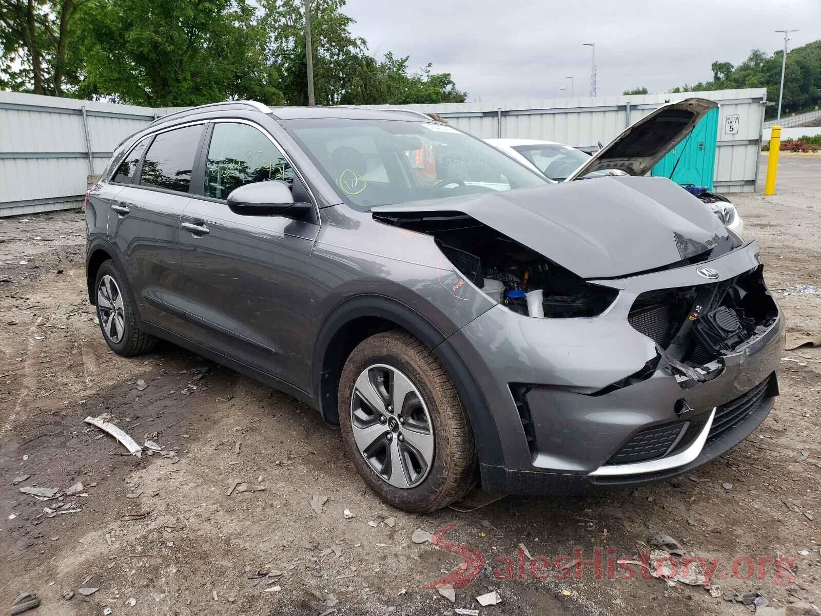 KNDCB3LC0H5089937 2017 KIA NIRO