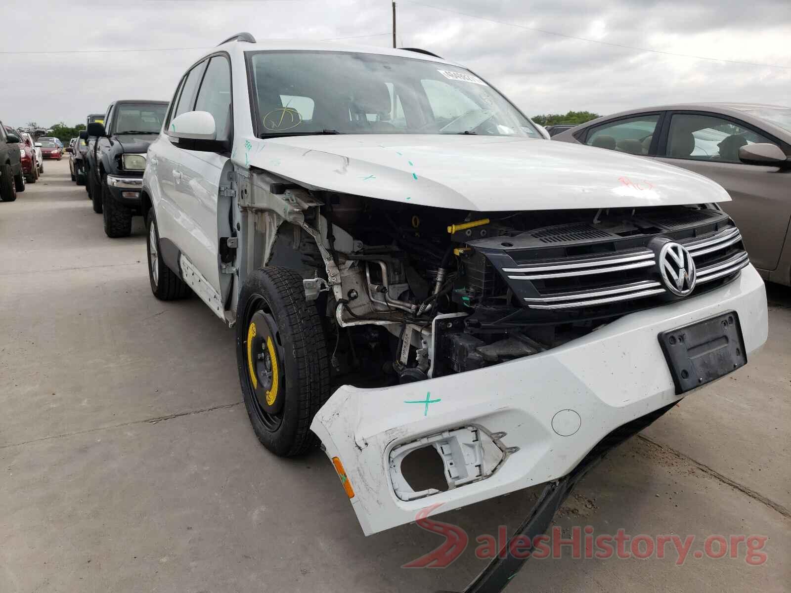 WVGAV7AXXHK046523 2017 VOLKSWAGEN TIGUAN