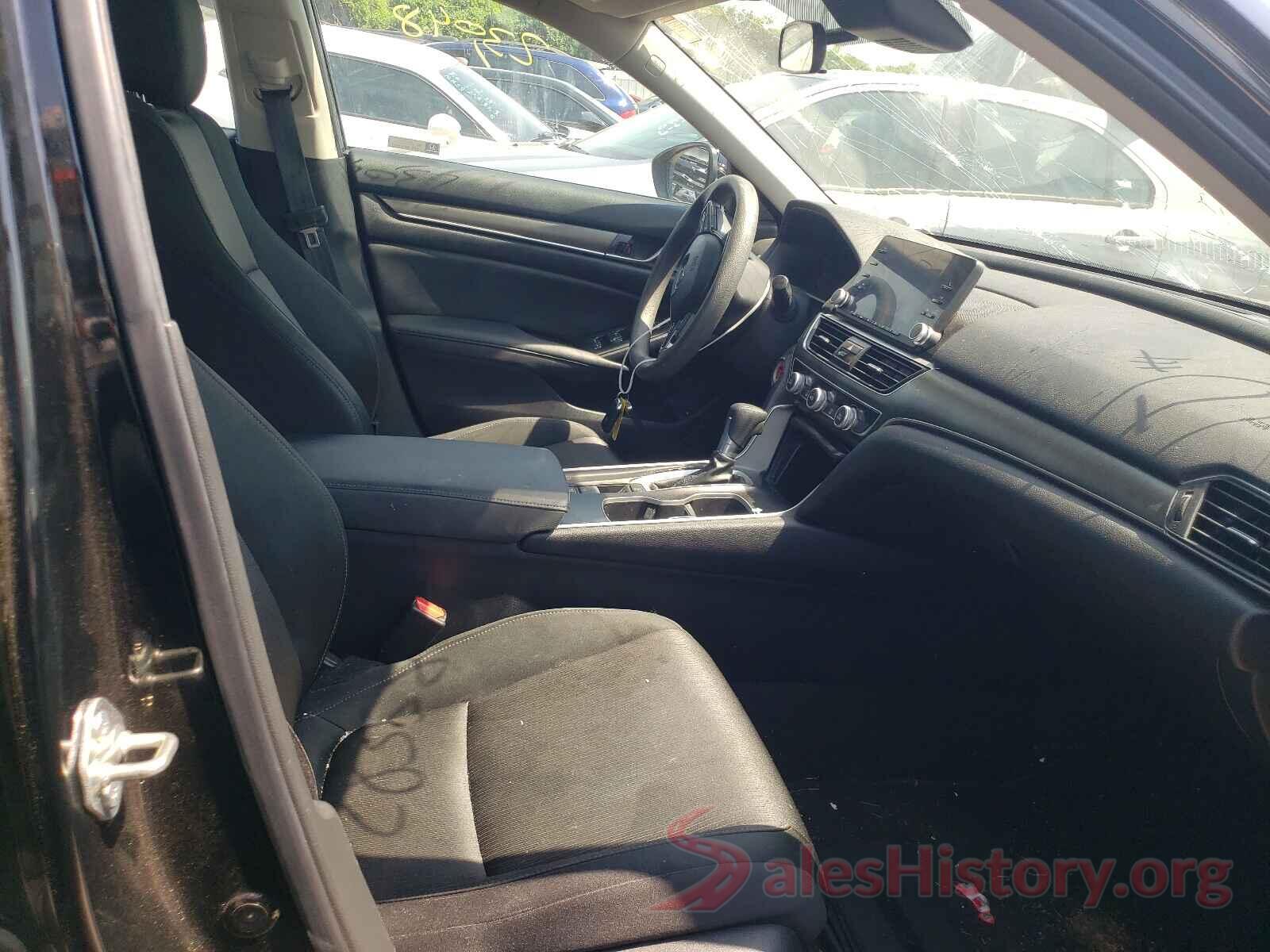 1HGCV1F18KA128358 2019 HONDA ACCORD