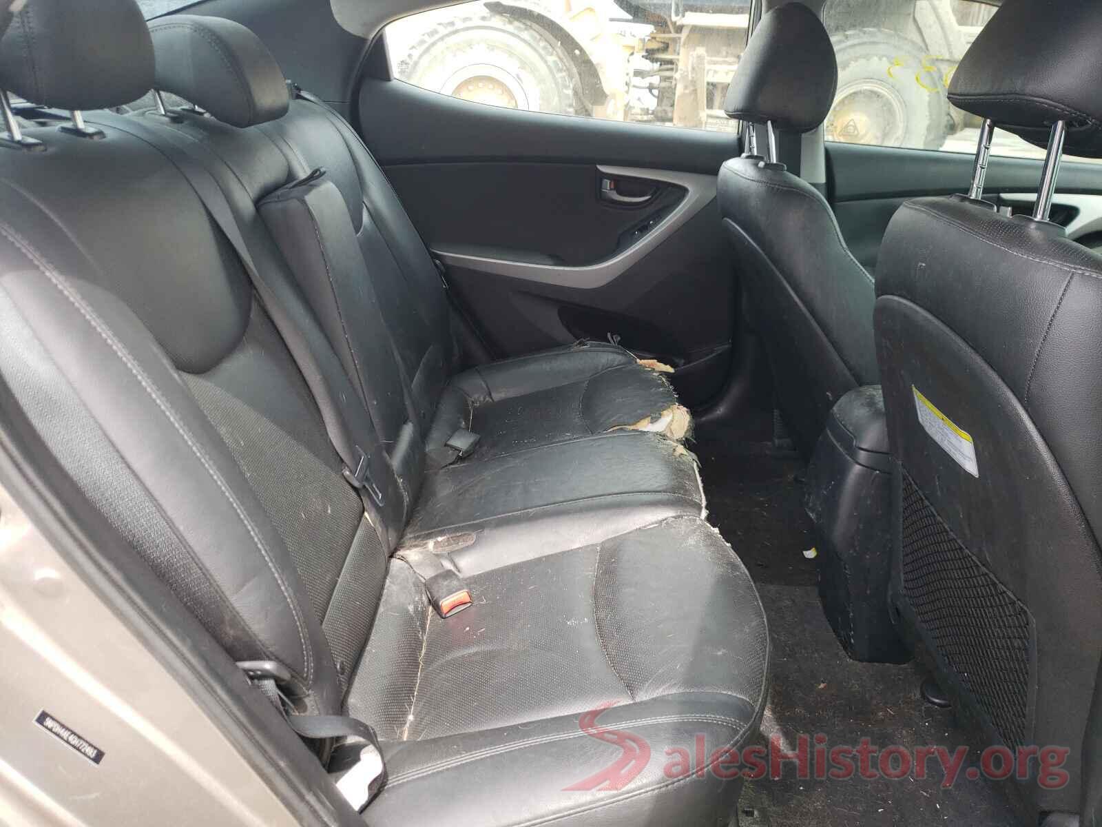 5NPDH4AE4GH772493 2016 HYUNDAI ELANTRA