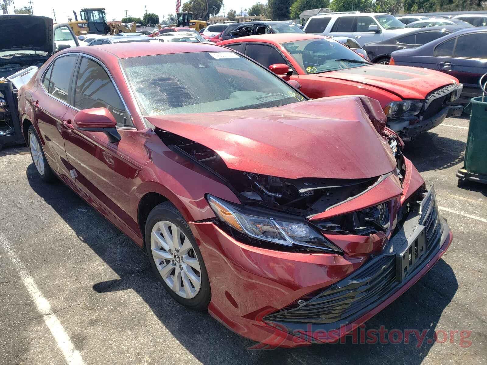 4T1B11HKXJU595477 2018 TOYOTA CAMRY