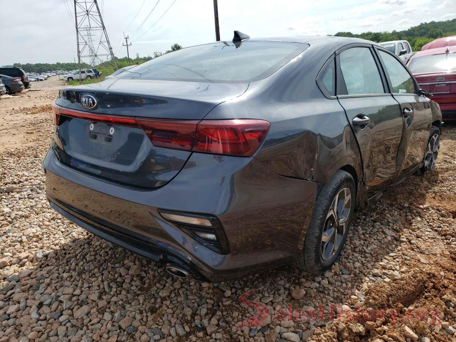 3KPF24AD2KE077640 2019 KIA FORTE