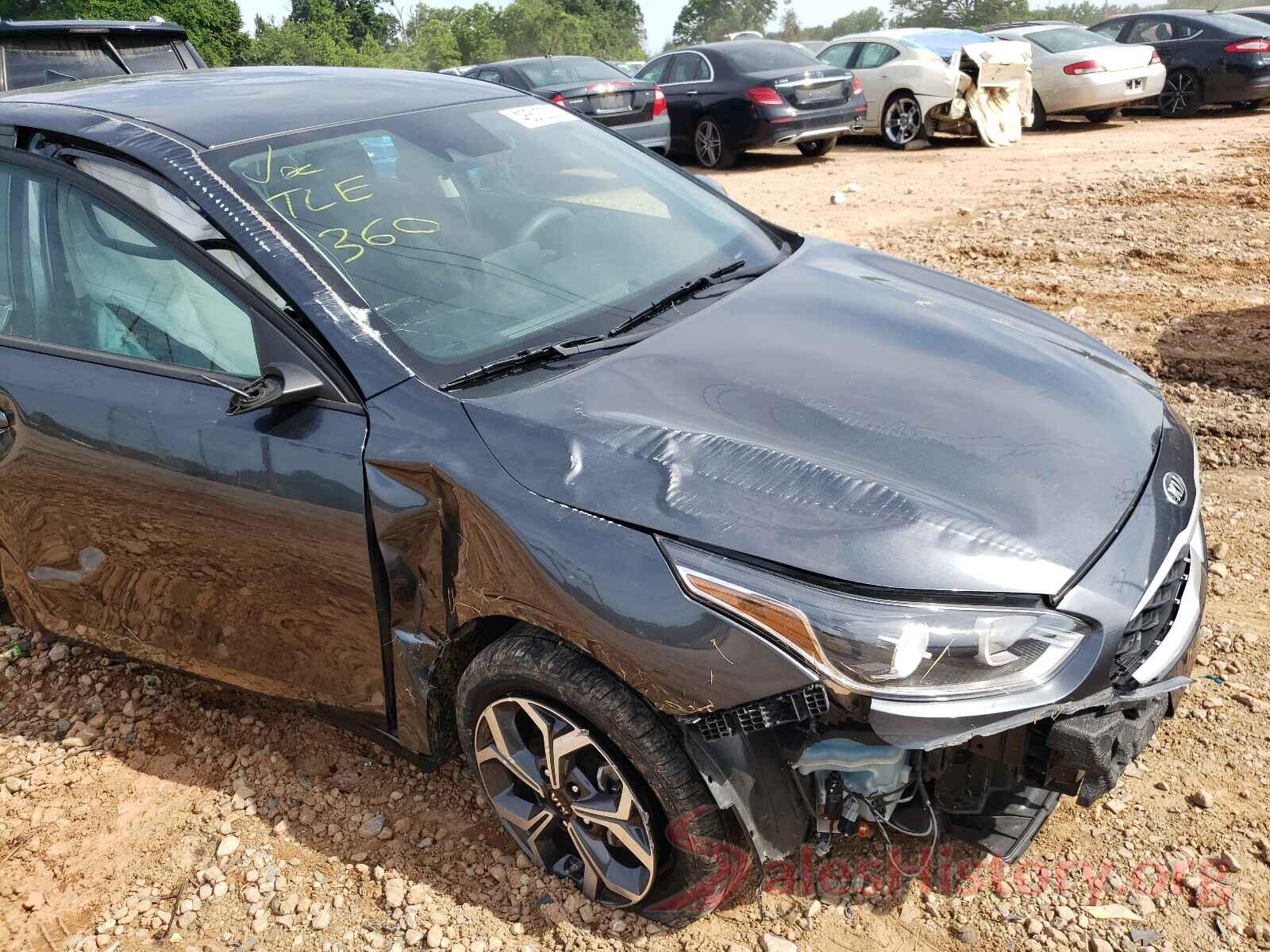 3KPF24AD2KE077640 2019 KIA FORTE