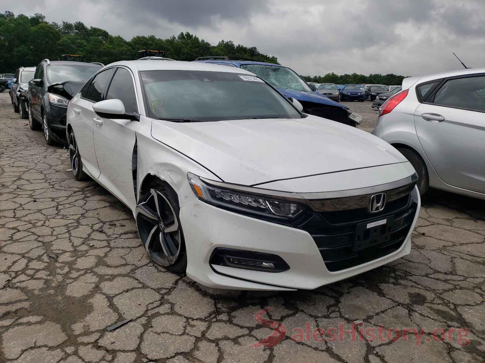 1HGCV1F32JA141221 2018 HONDA ACCORD