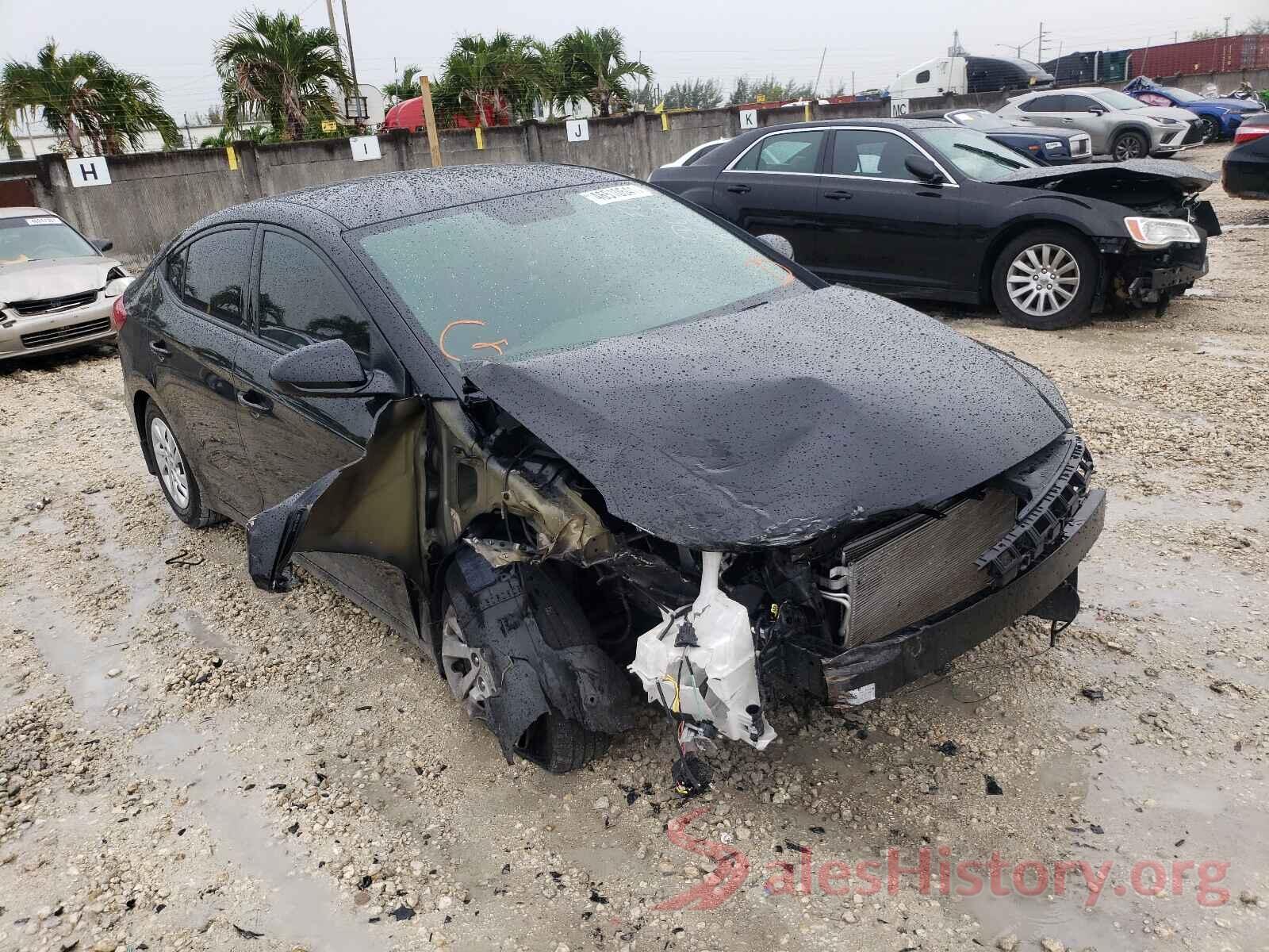 5NPD74LF1JH289592 2018 HYUNDAI ELANTRA