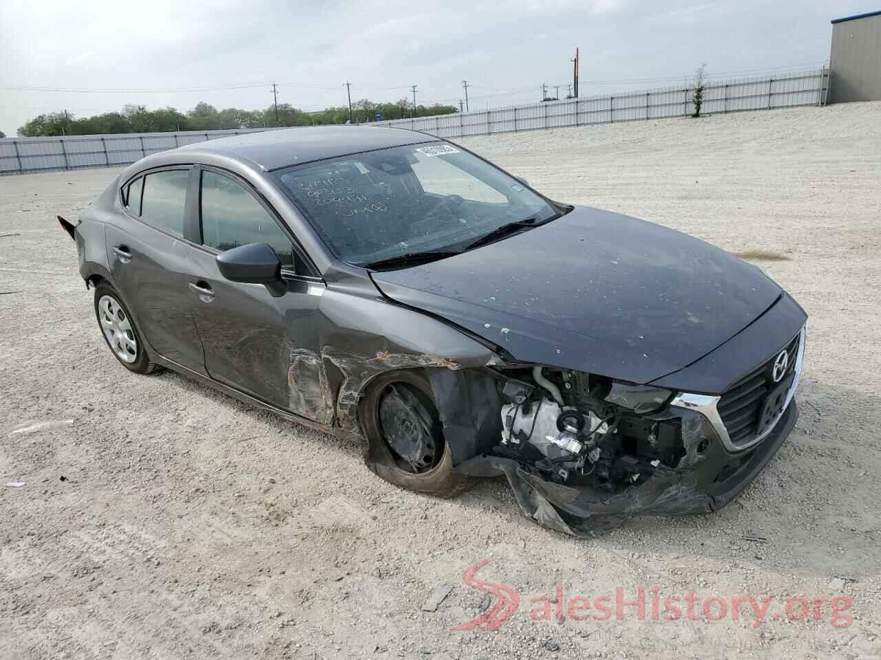 3MZBN1U79JM209496 2018 MAZDA 3