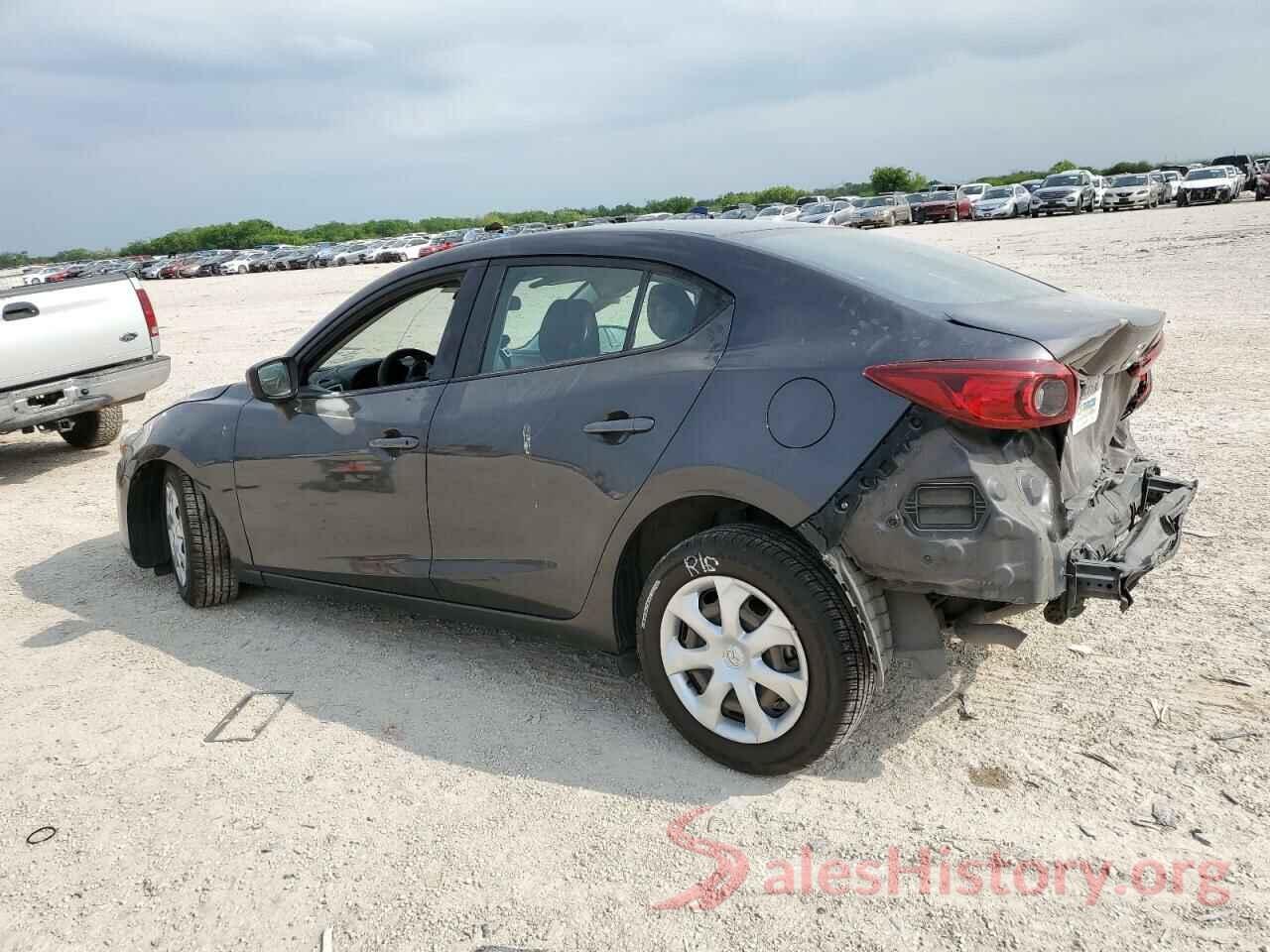 3MZBN1U79JM209496 2018 MAZDA 3