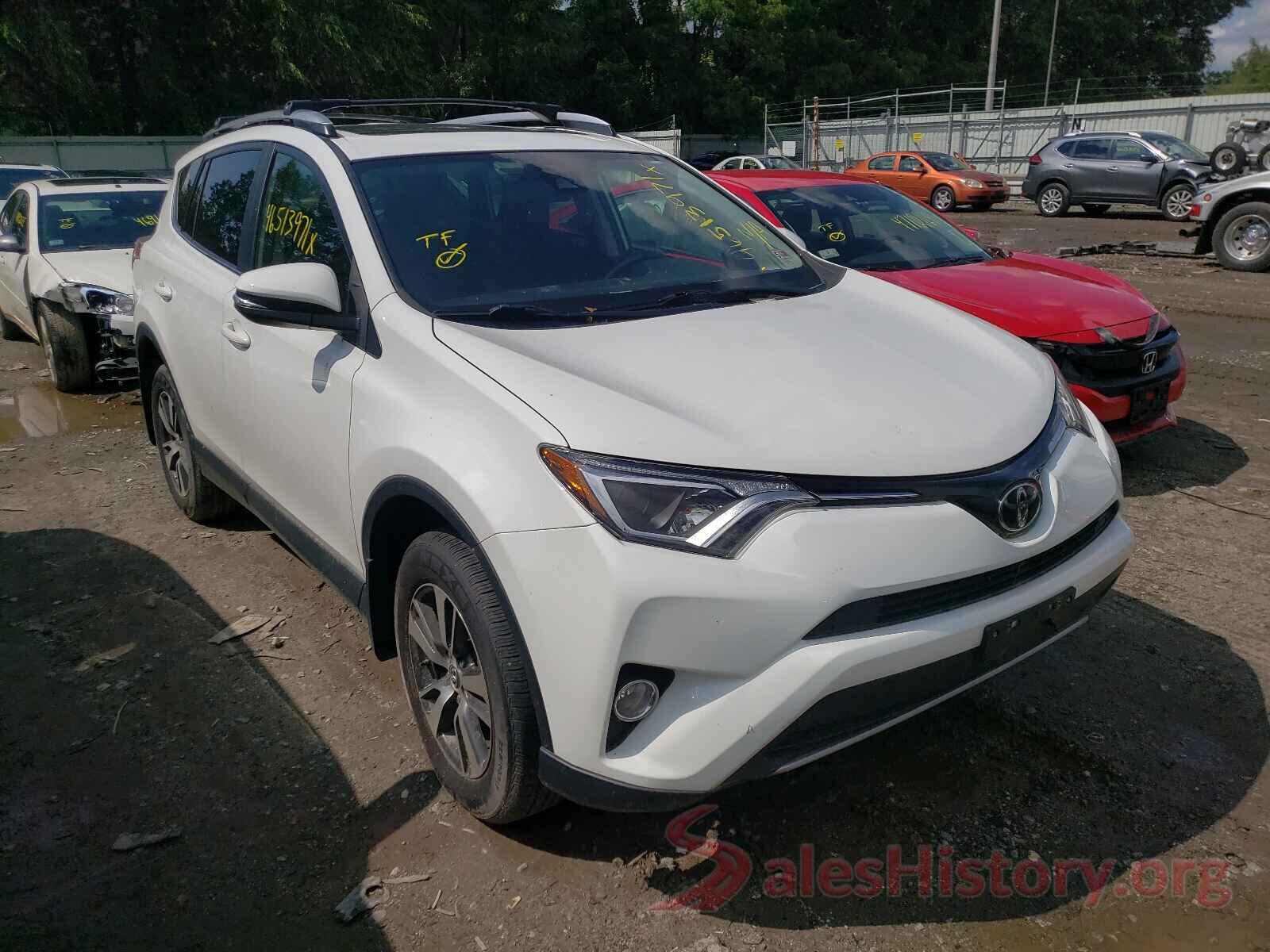 JTMRFREV7HJ128353 2017 TOYOTA RAV4