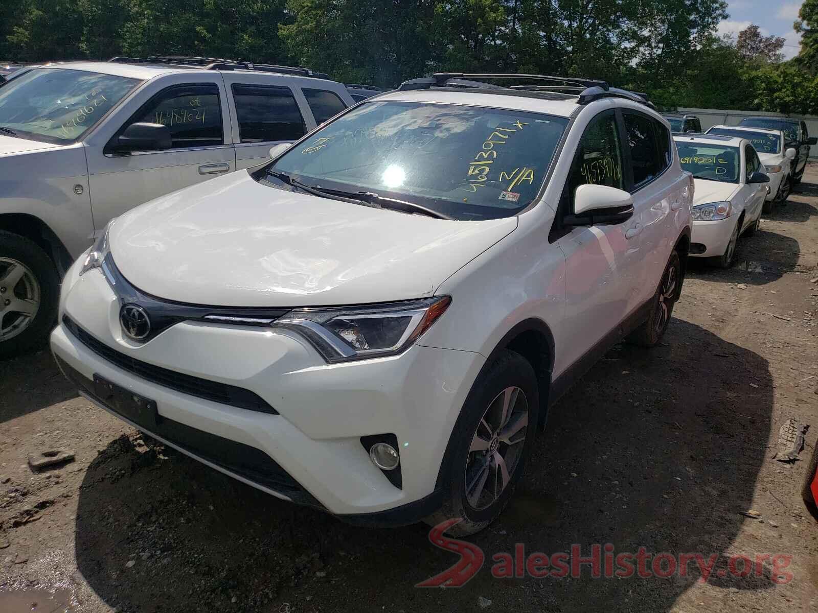 JTMRFREV7HJ128353 2017 TOYOTA RAV4