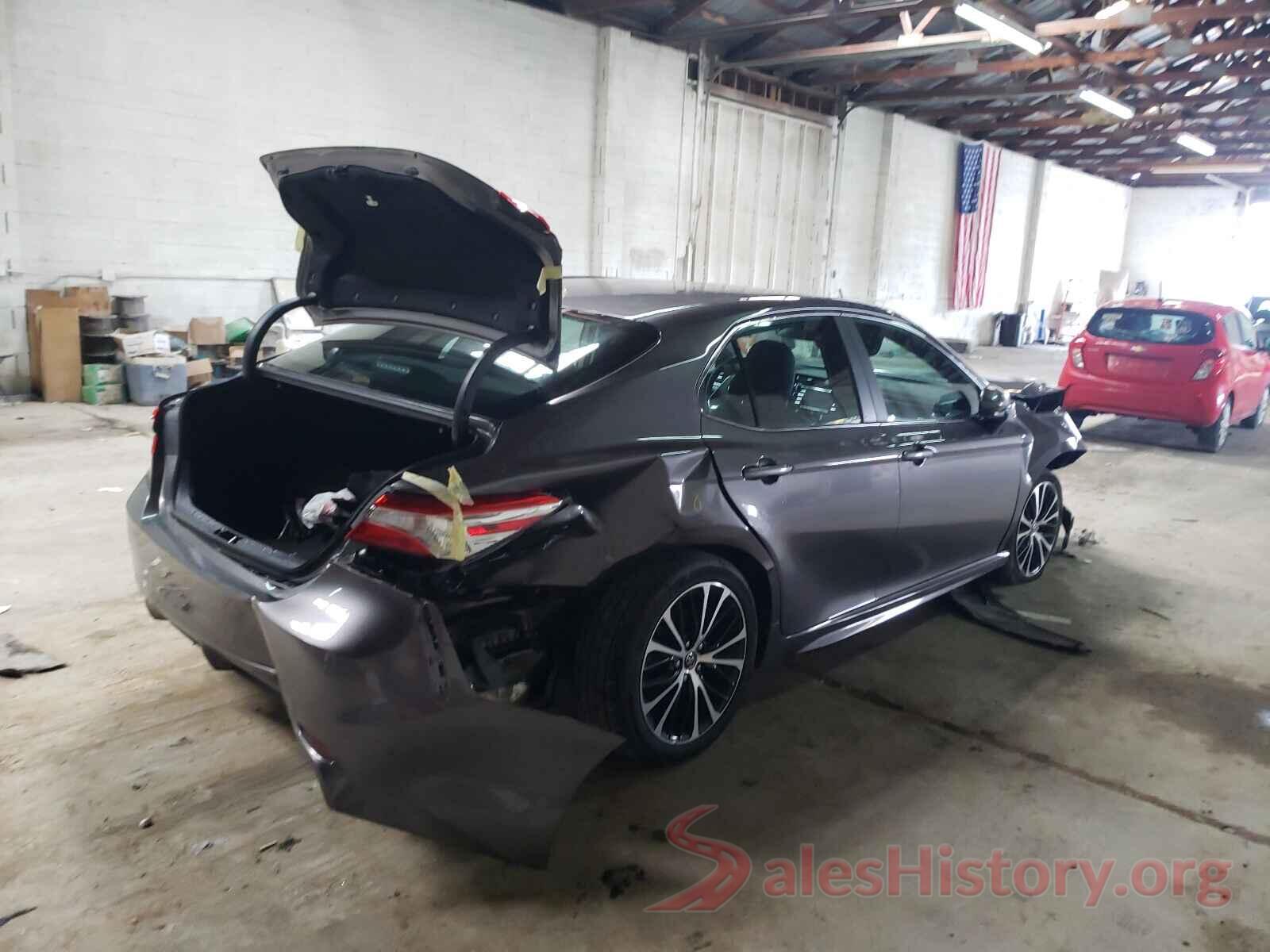 4T1G11AK3LU940416 2020 TOYOTA CAMRY