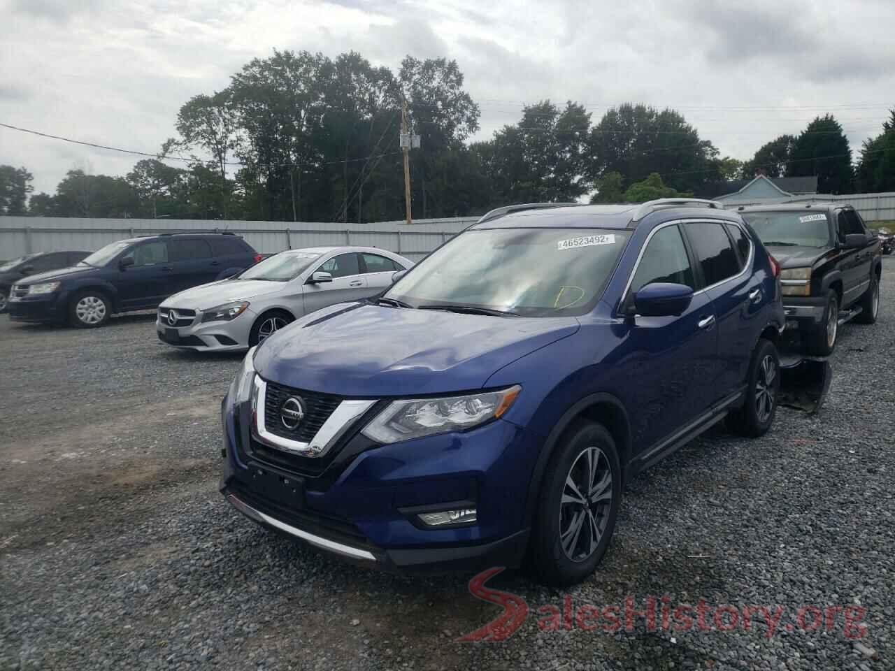 5N1AT2MV9JC827407 2018 NISSAN ROGUE