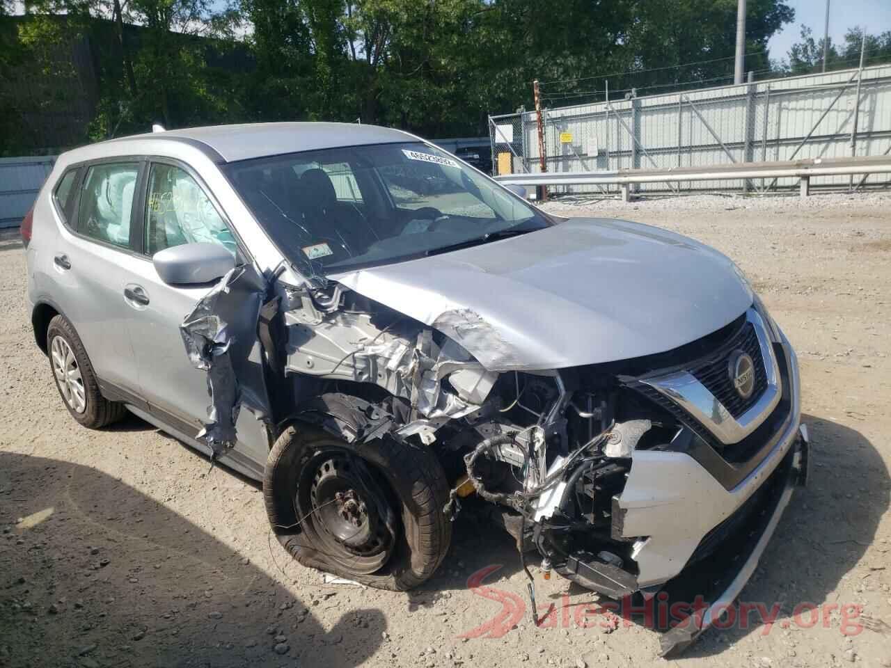 KNMAT2MV2JP518584 2018 NISSAN ROGUE