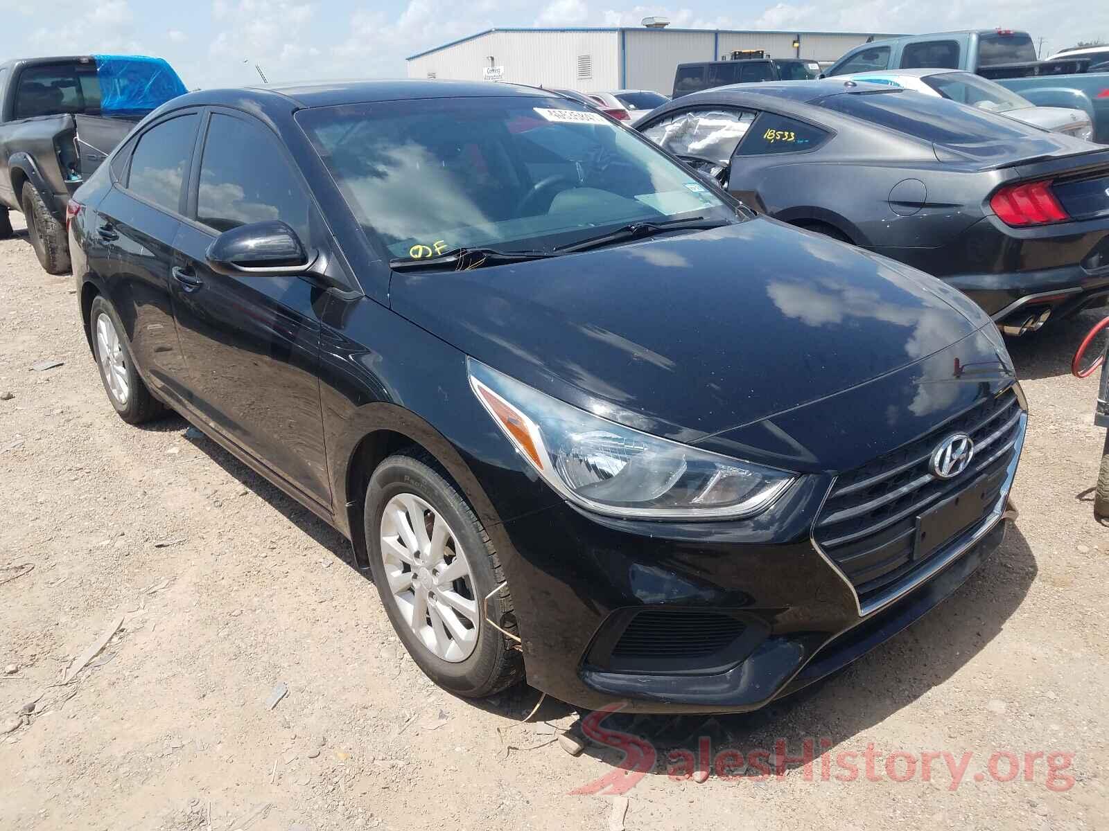 3KPC24A32JE019858 2018 HYUNDAI ACCENT