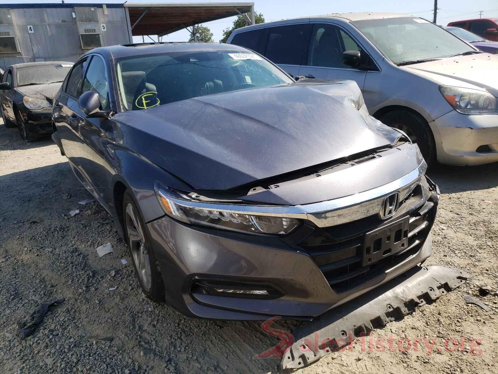 1HGCV1F54JA070704 2018 HONDA ACCORD