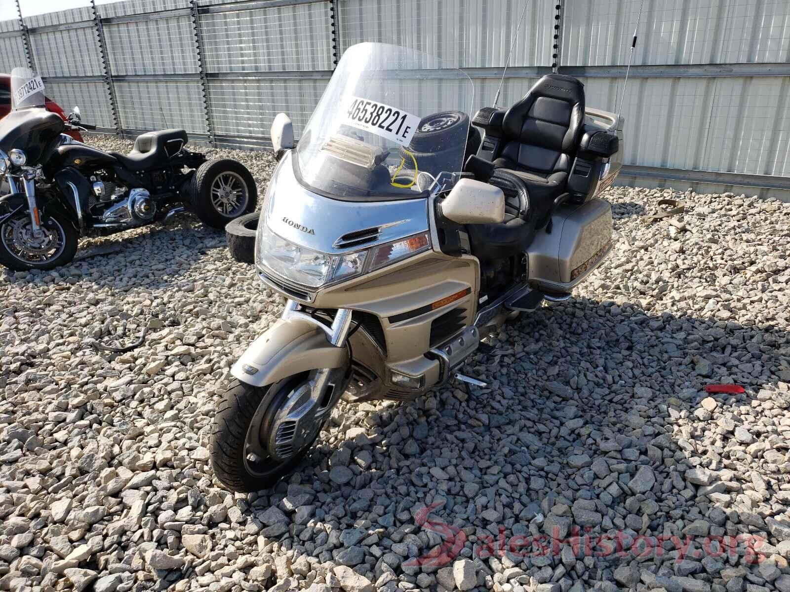 1HFSC2233WA003213 1998 HONDA GL CYCLE