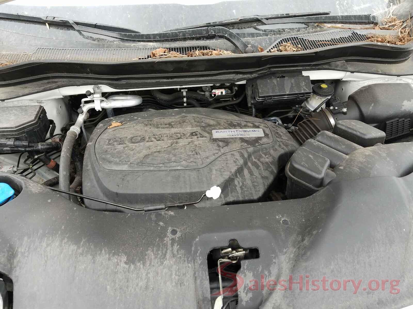 5FNYF6H35JB000338 2018 HONDA PILOT