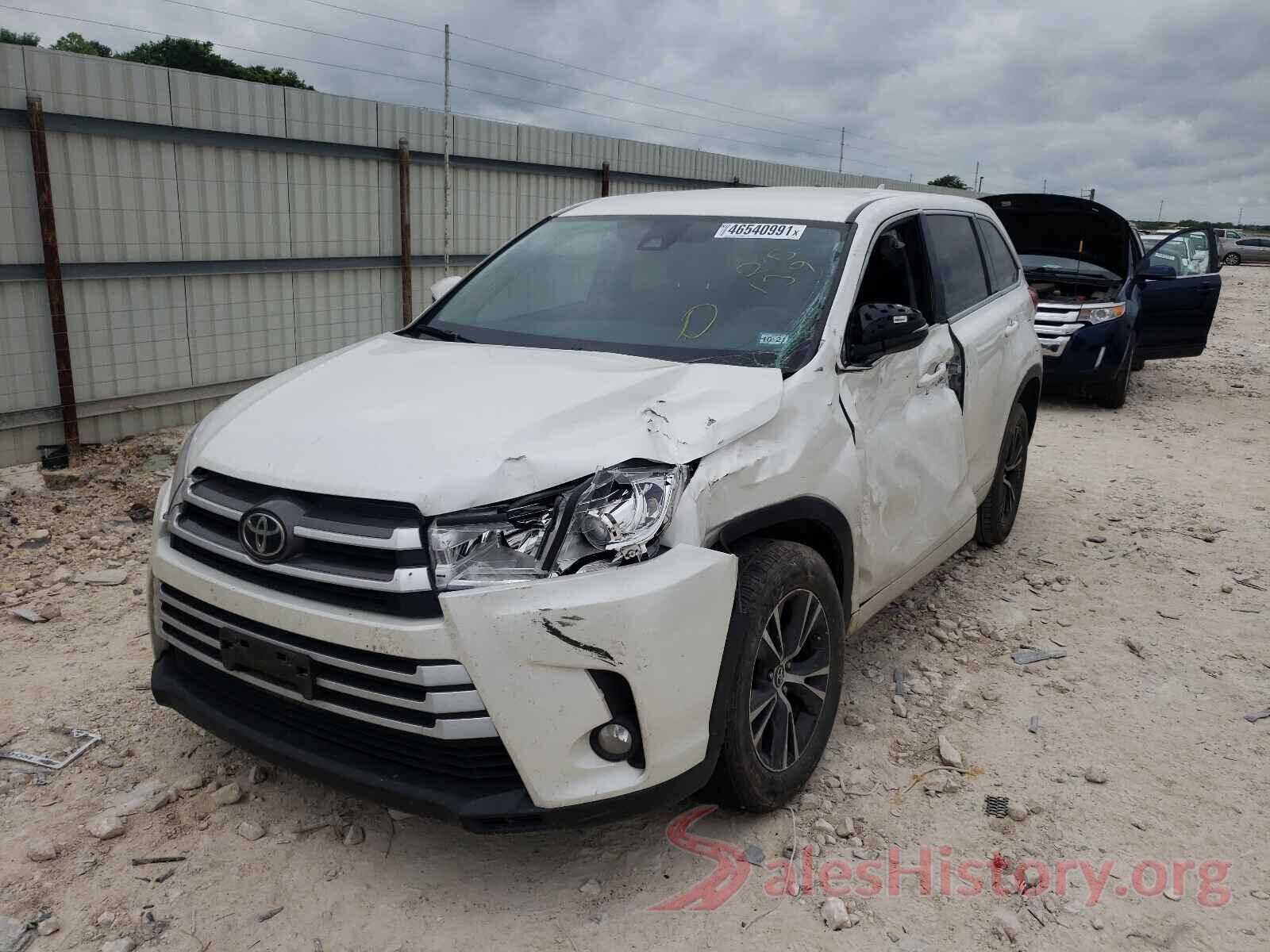 5TDZZRFH4JS275139 2018 TOYOTA HIGHLANDER