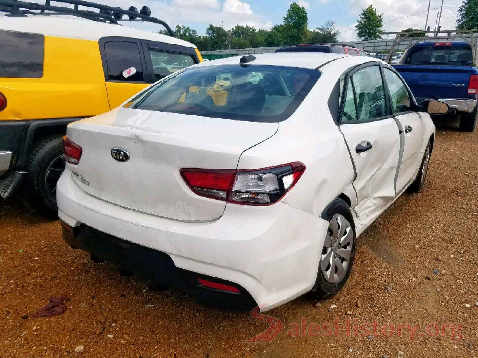 3KPA24AB5JE078613 2018 KIA RIO