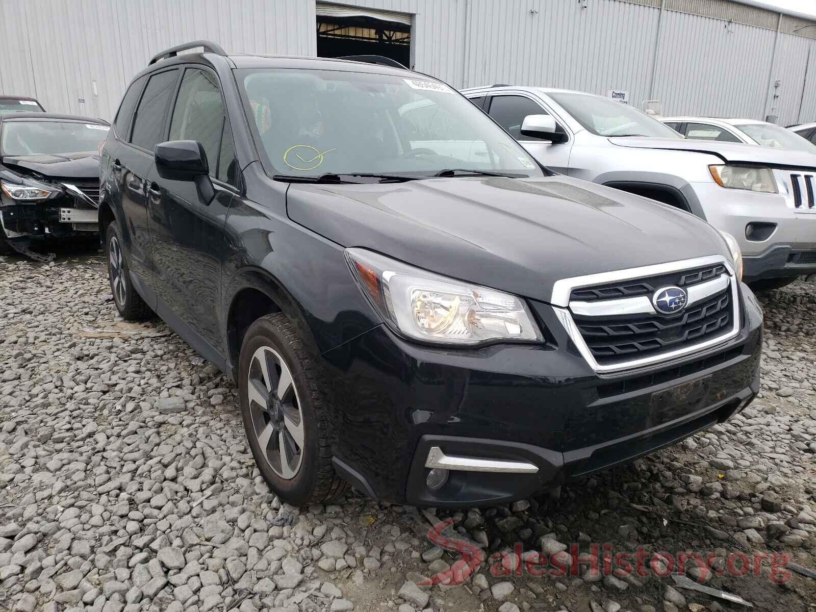 JF2SJAGC1JH487810 2018 SUBARU FORESTER