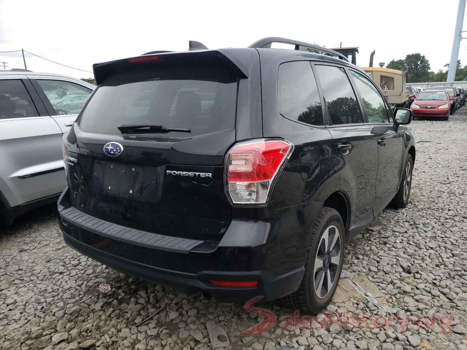 JF2SJAGC1JH487810 2018 SUBARU FORESTER